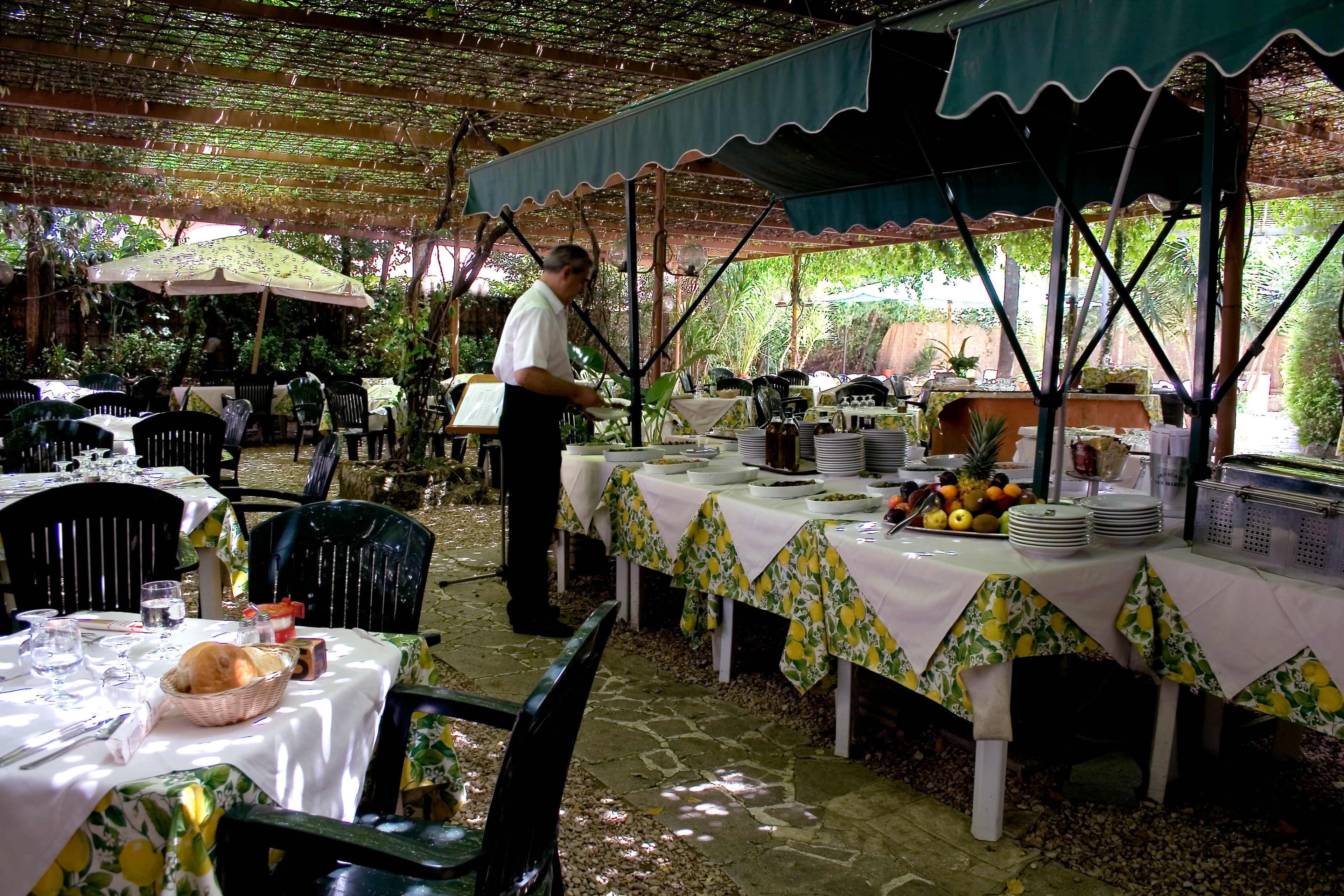 Hotel Delle Muse Ansicht 8