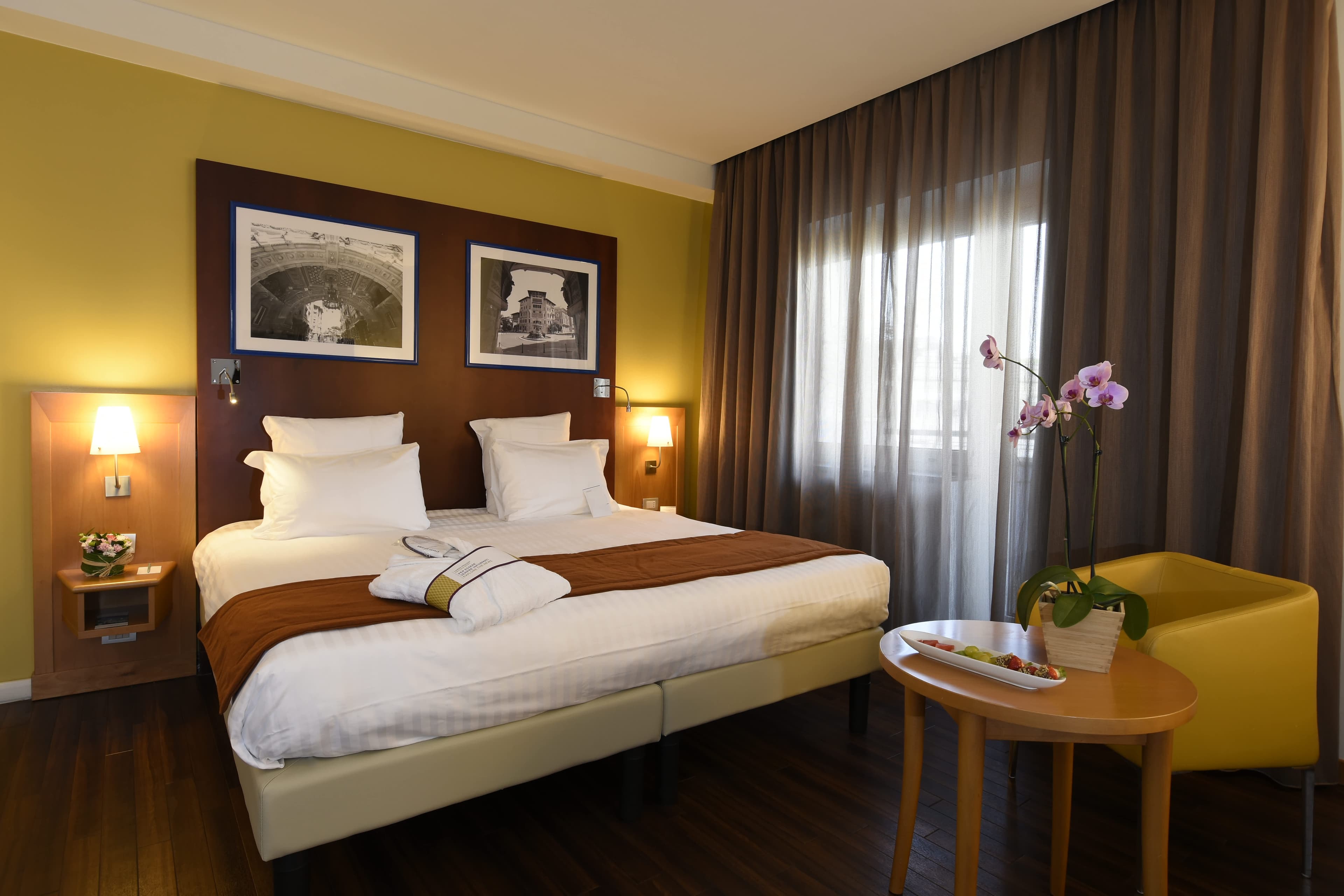 Mercure Hotel Roma Corso Trieste Ansicht 5
