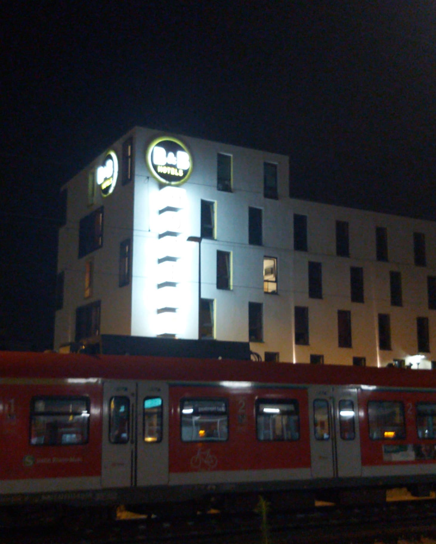 B&B Hotel Bad Homburg Ansicht 2