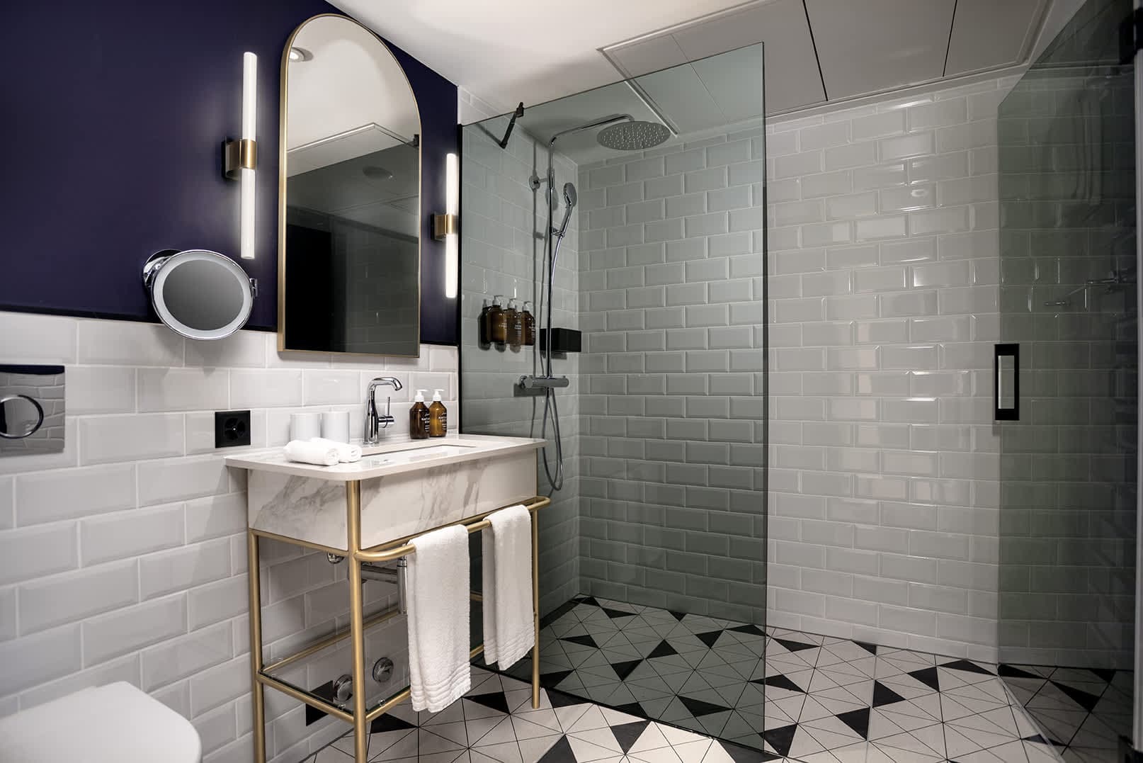 Neues Schloss Privat Hotel Zürich Ansicht 3