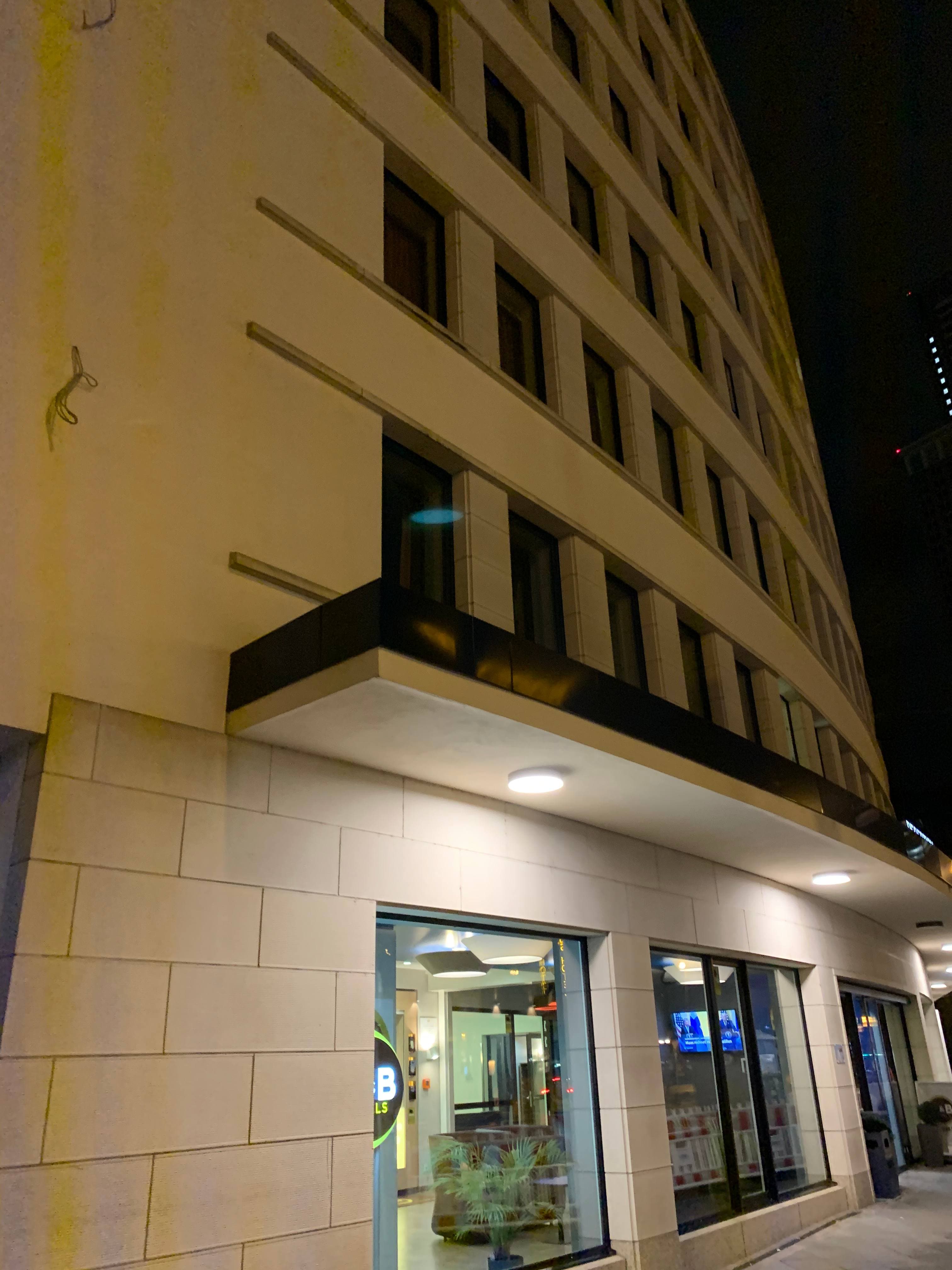 B&B Hotel Frankfurt-Hbf Ansicht 3