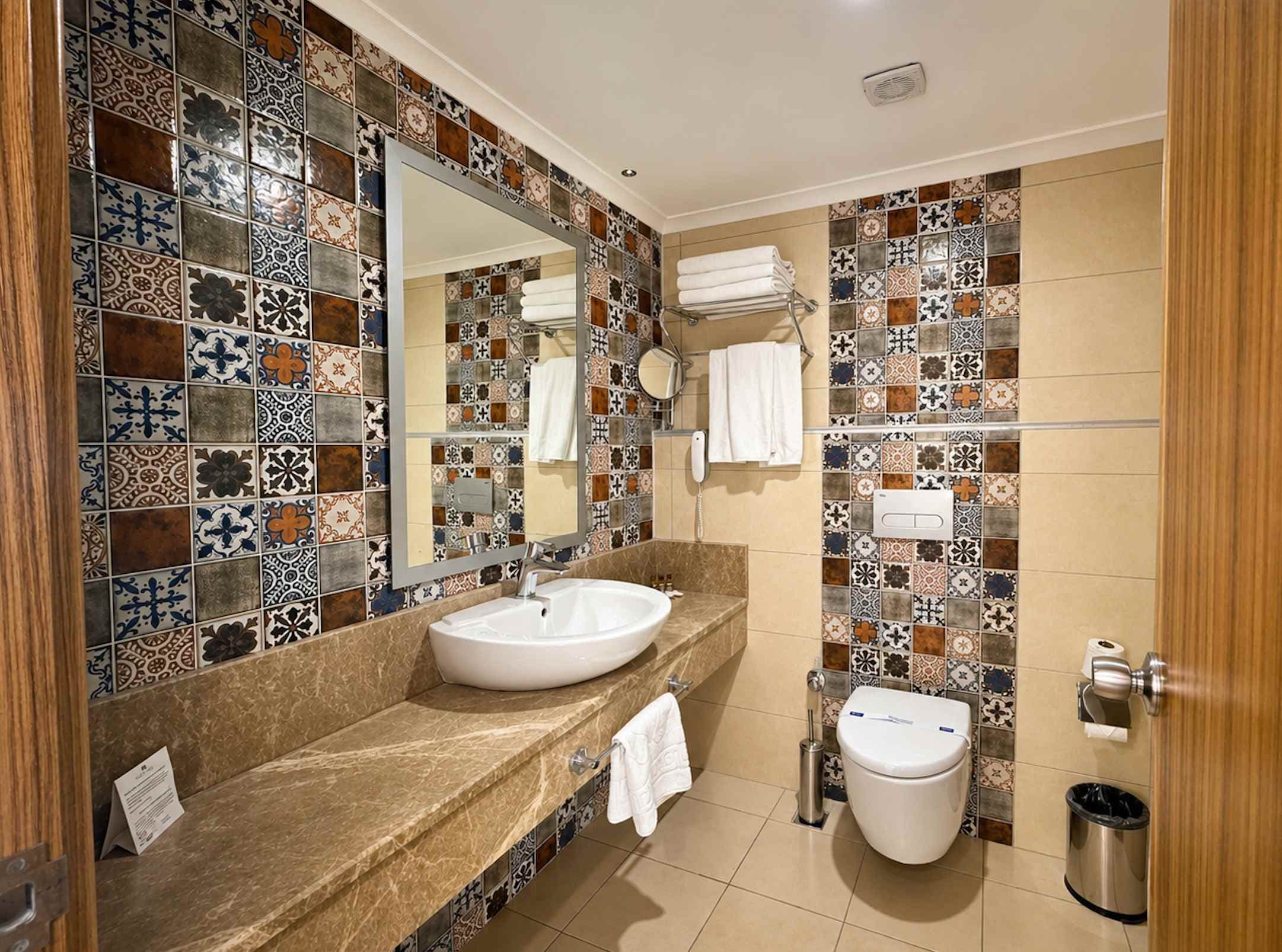 Blue Wave Suite Hotel Ansicht 5