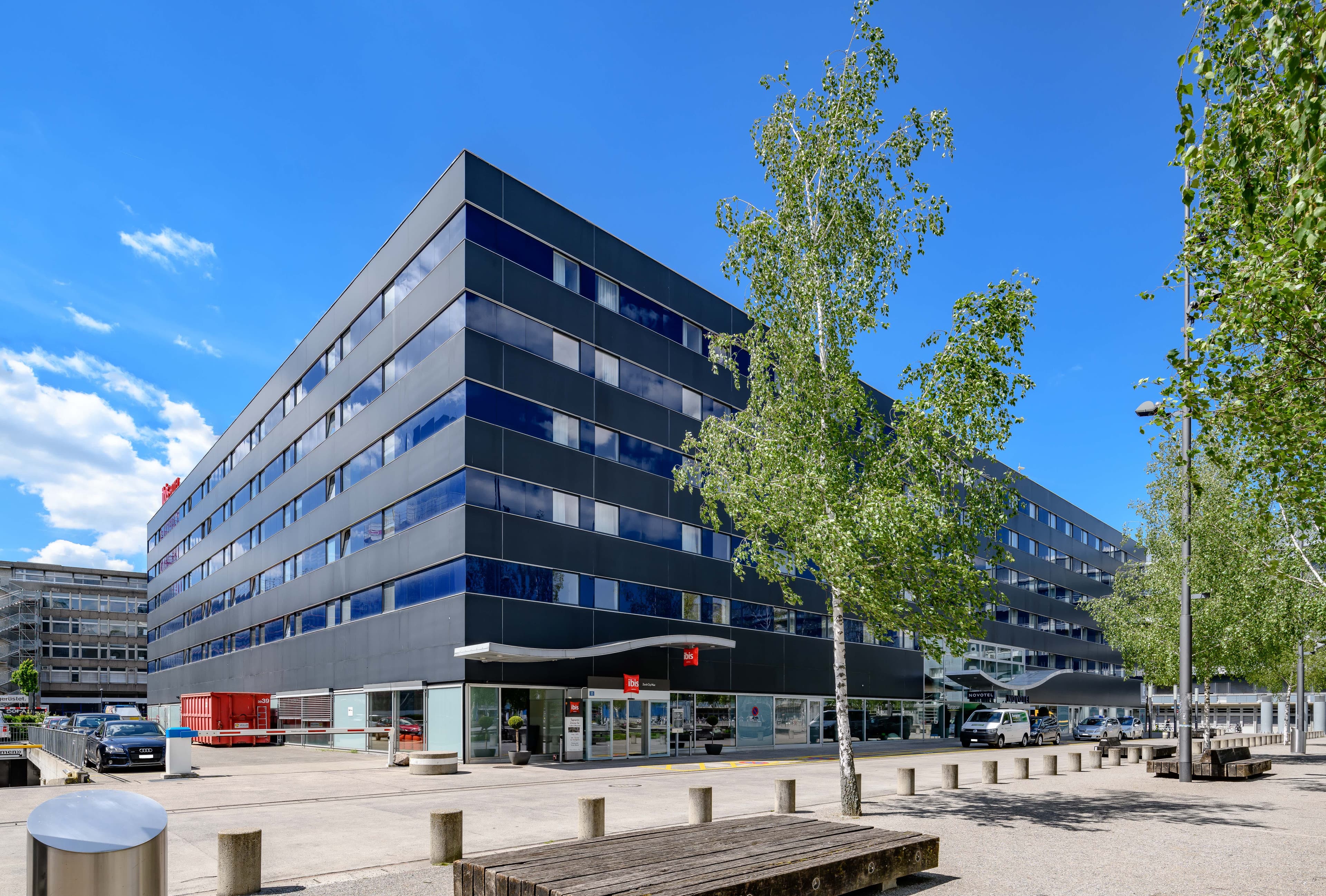 Hotel Ibis Zürich City West Ansicht 2