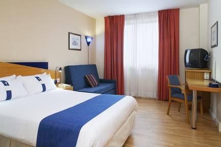 Hotel B&B Alicante Ansicht 3