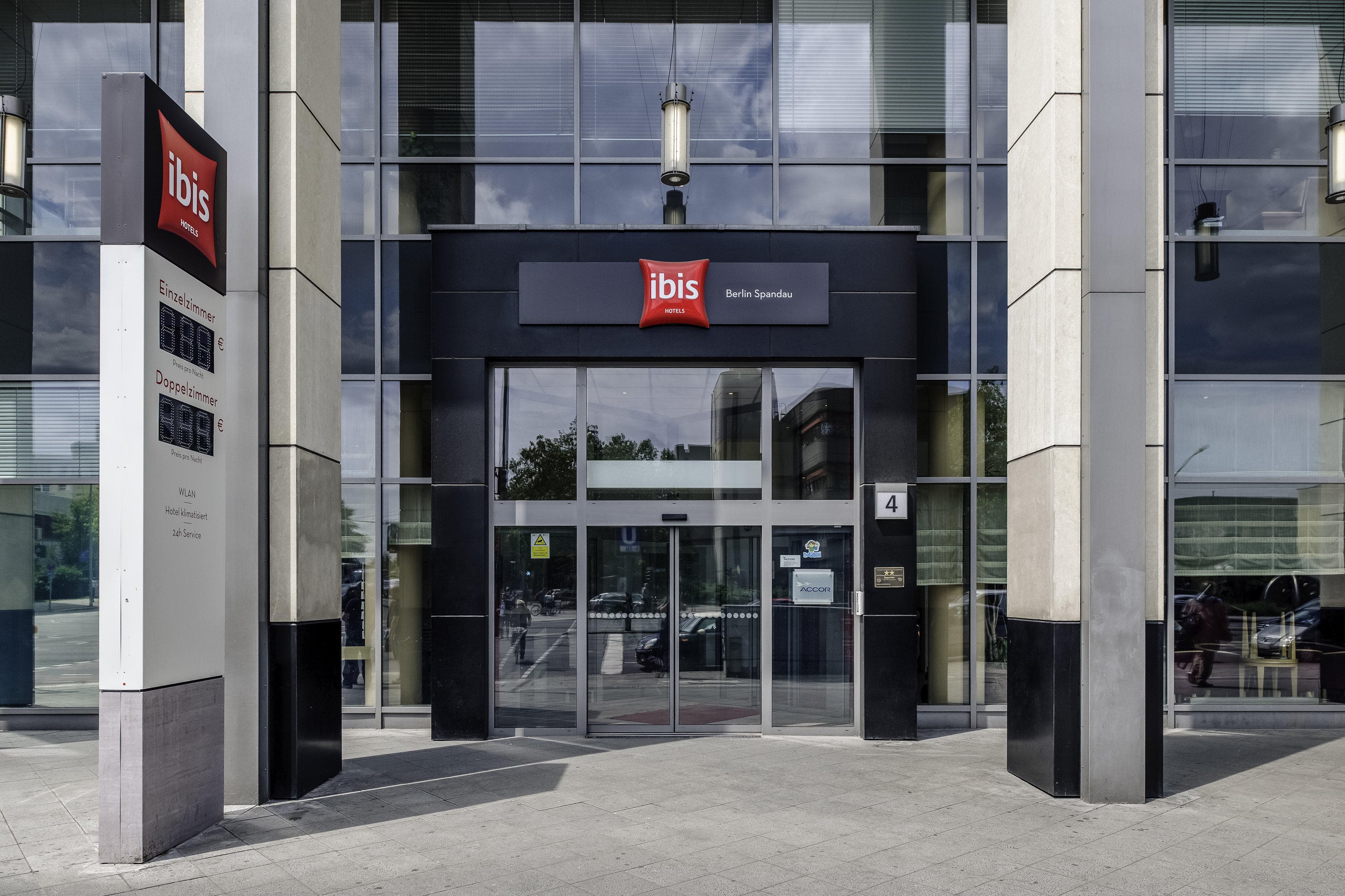 Ibis Hotel Berlin Spandau Ansicht 7
