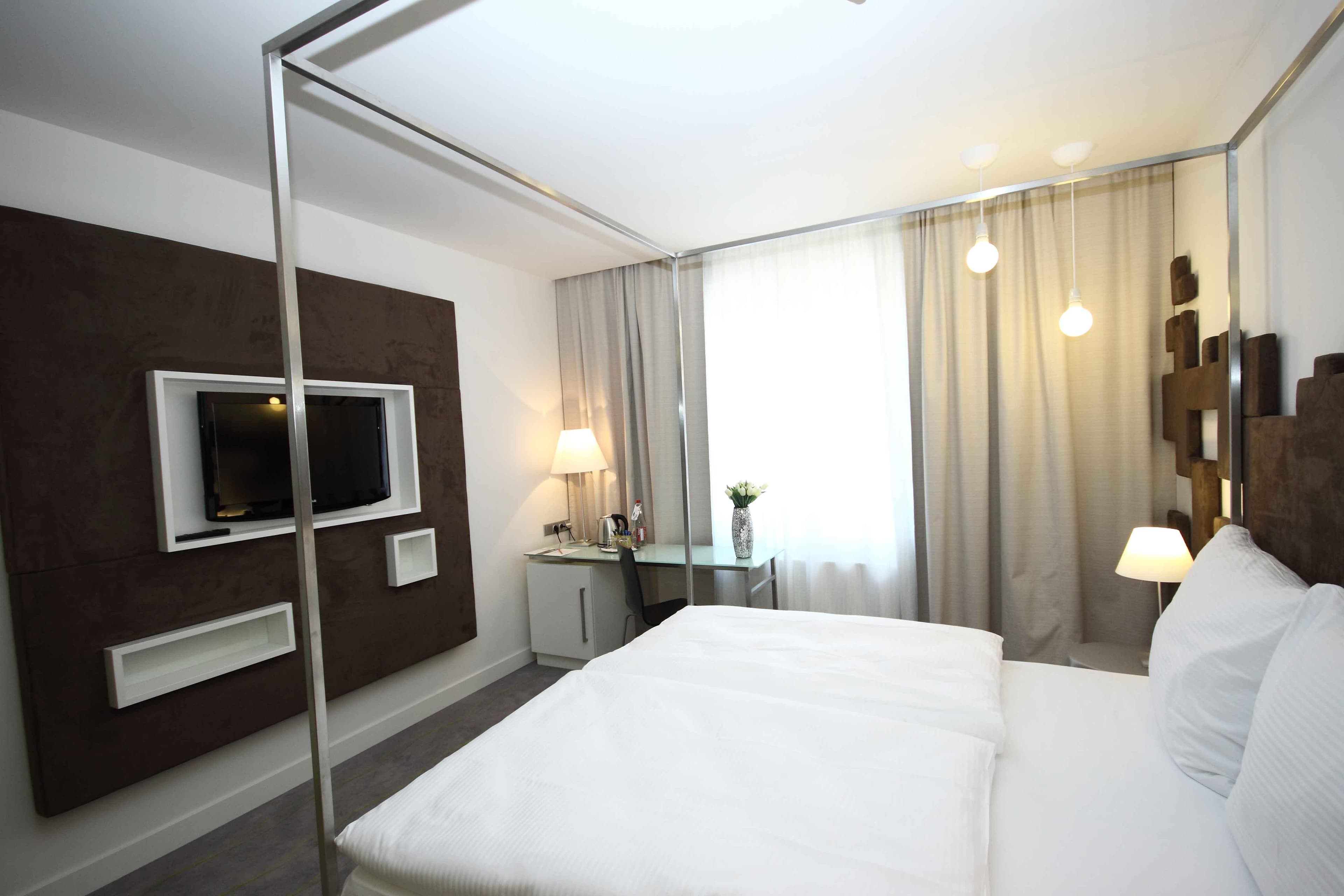 Pure White Hotel Ansicht 4
