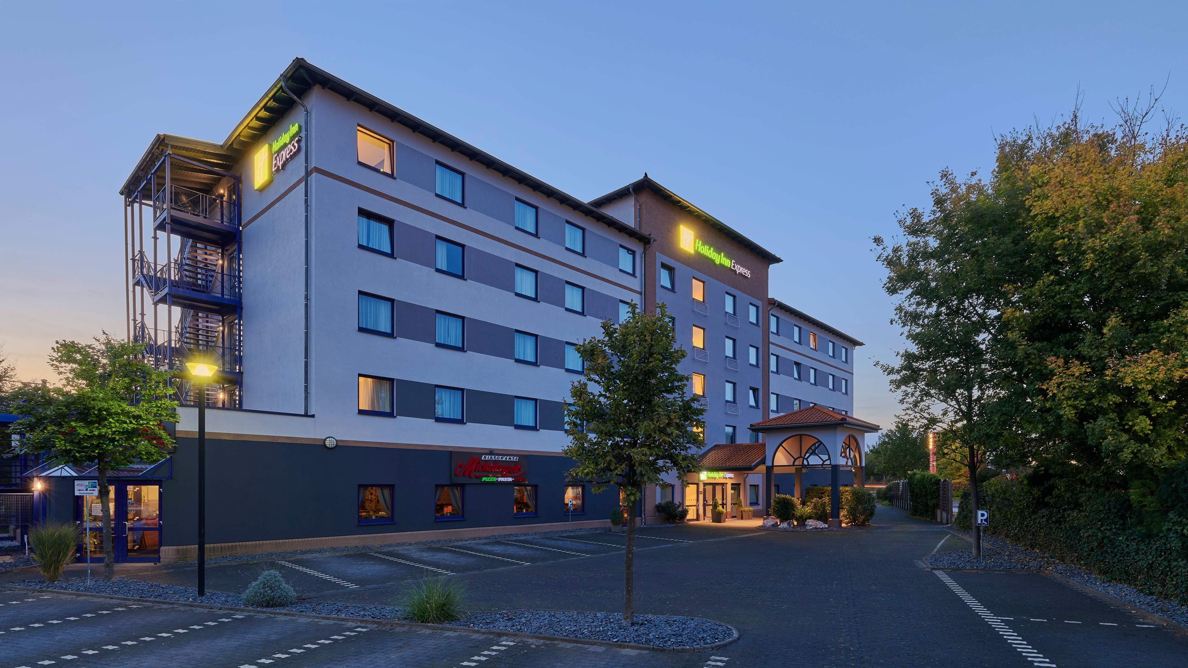 Holiday Inn Express Köln - Troisdorf Ansicht 3