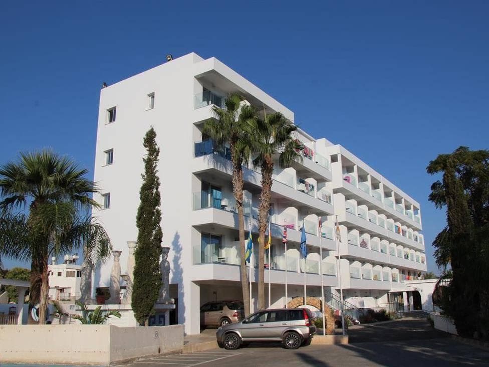 Hotel Chrystalla Ansicht 2