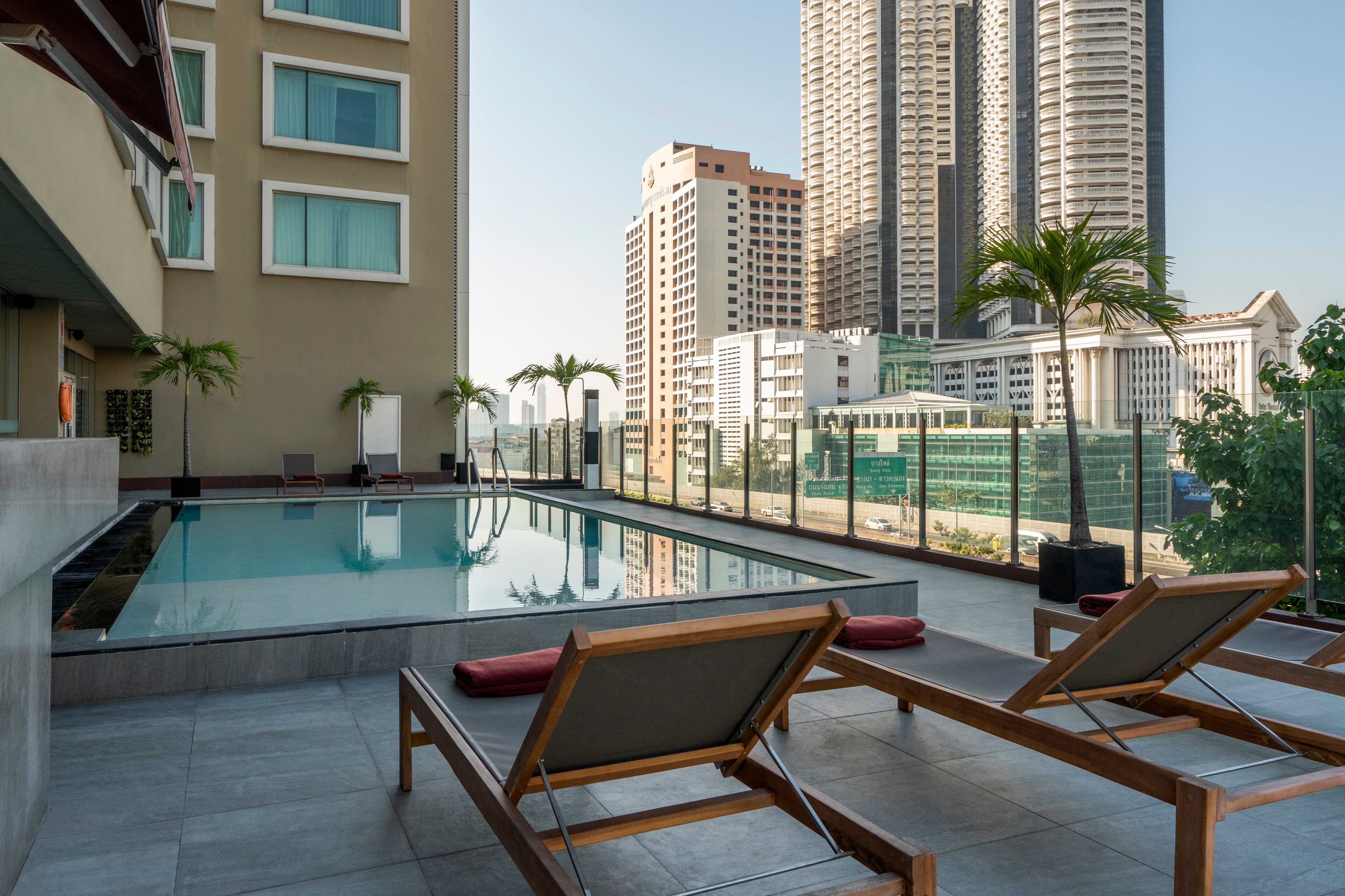 Hilton Garden Inn Bangkok Silom Ansicht 6