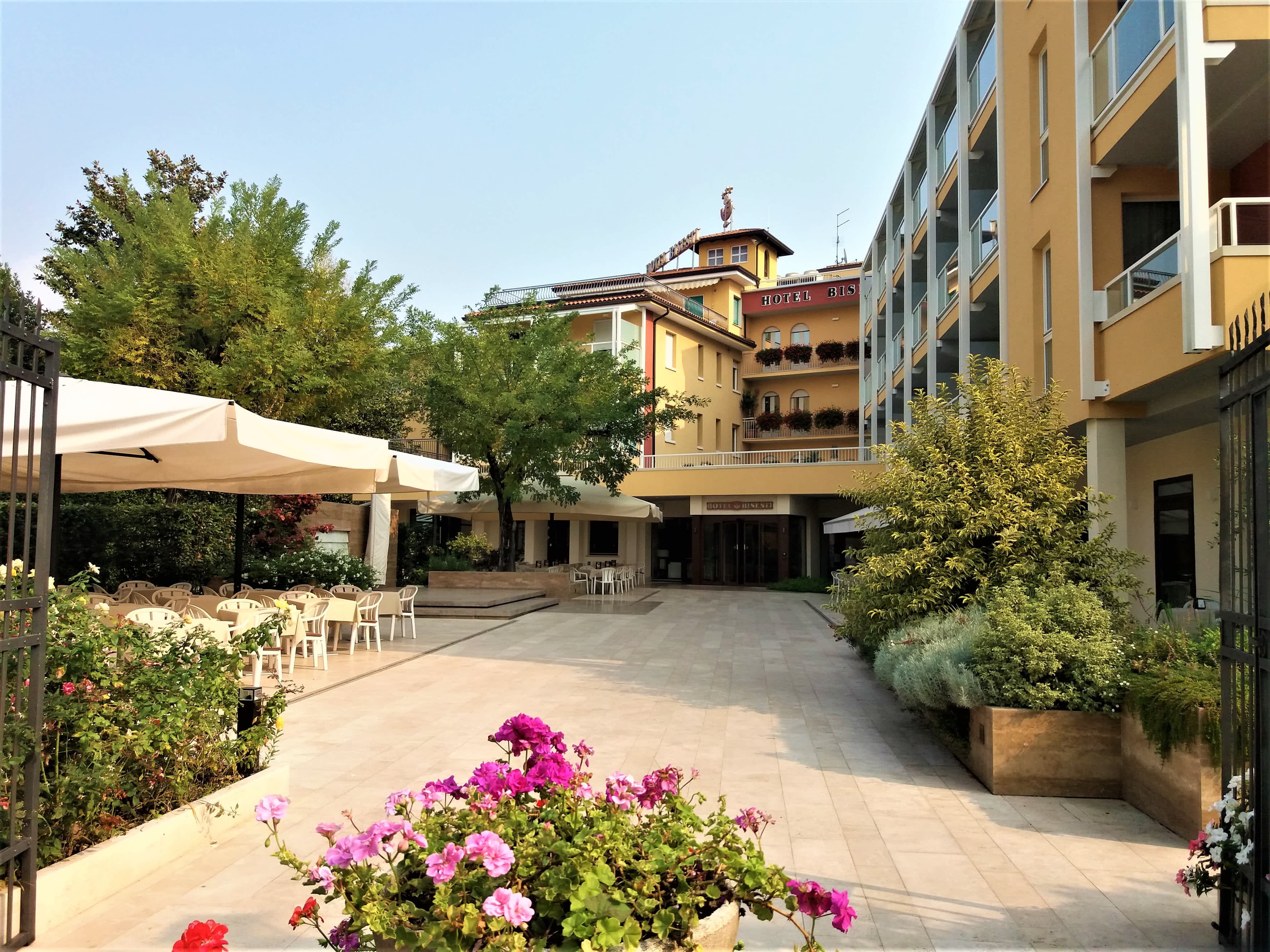 Hotel Bisesti Ansicht 2