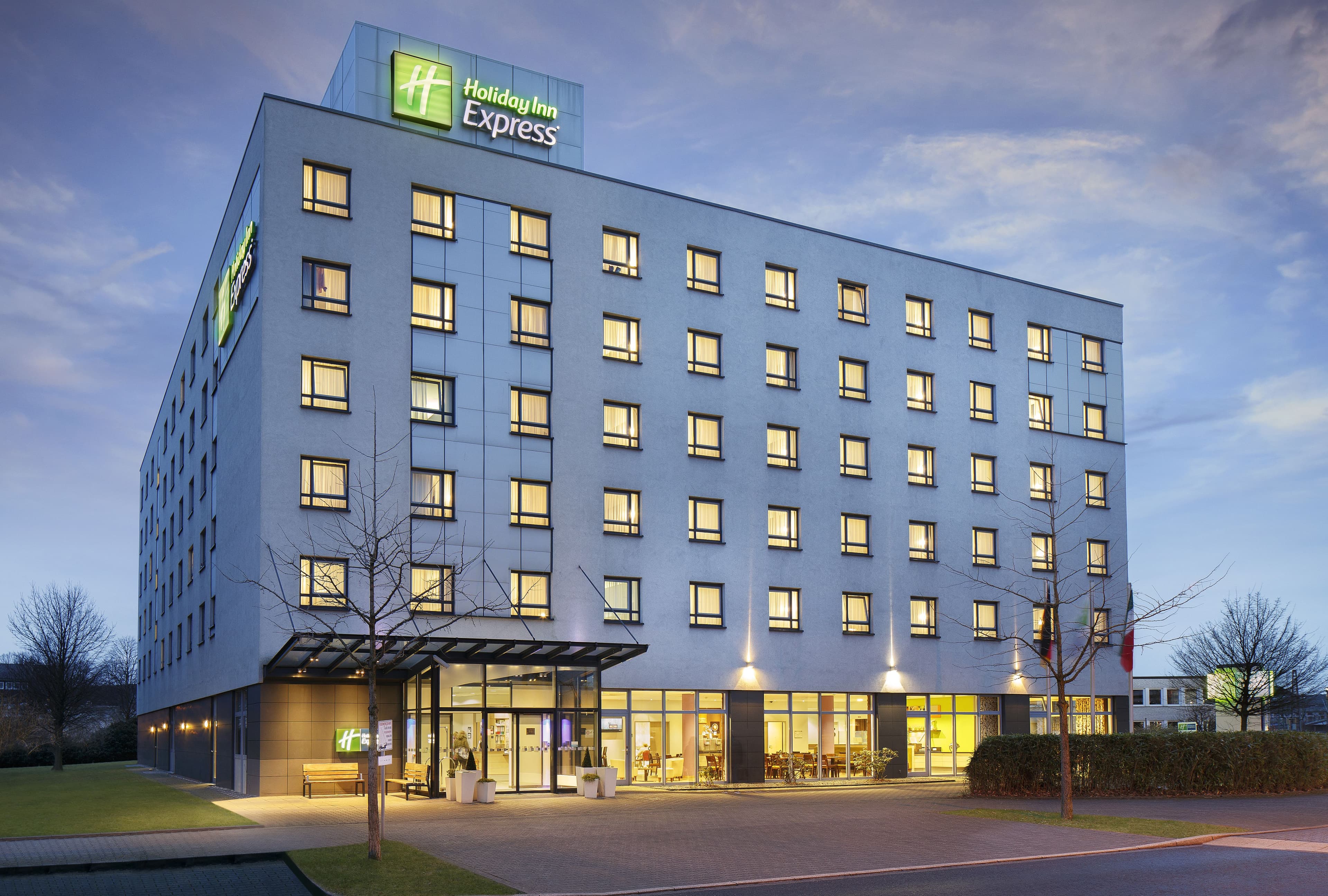 Holiday Inn Express Düsseldorf - City Nord Ansicht 2