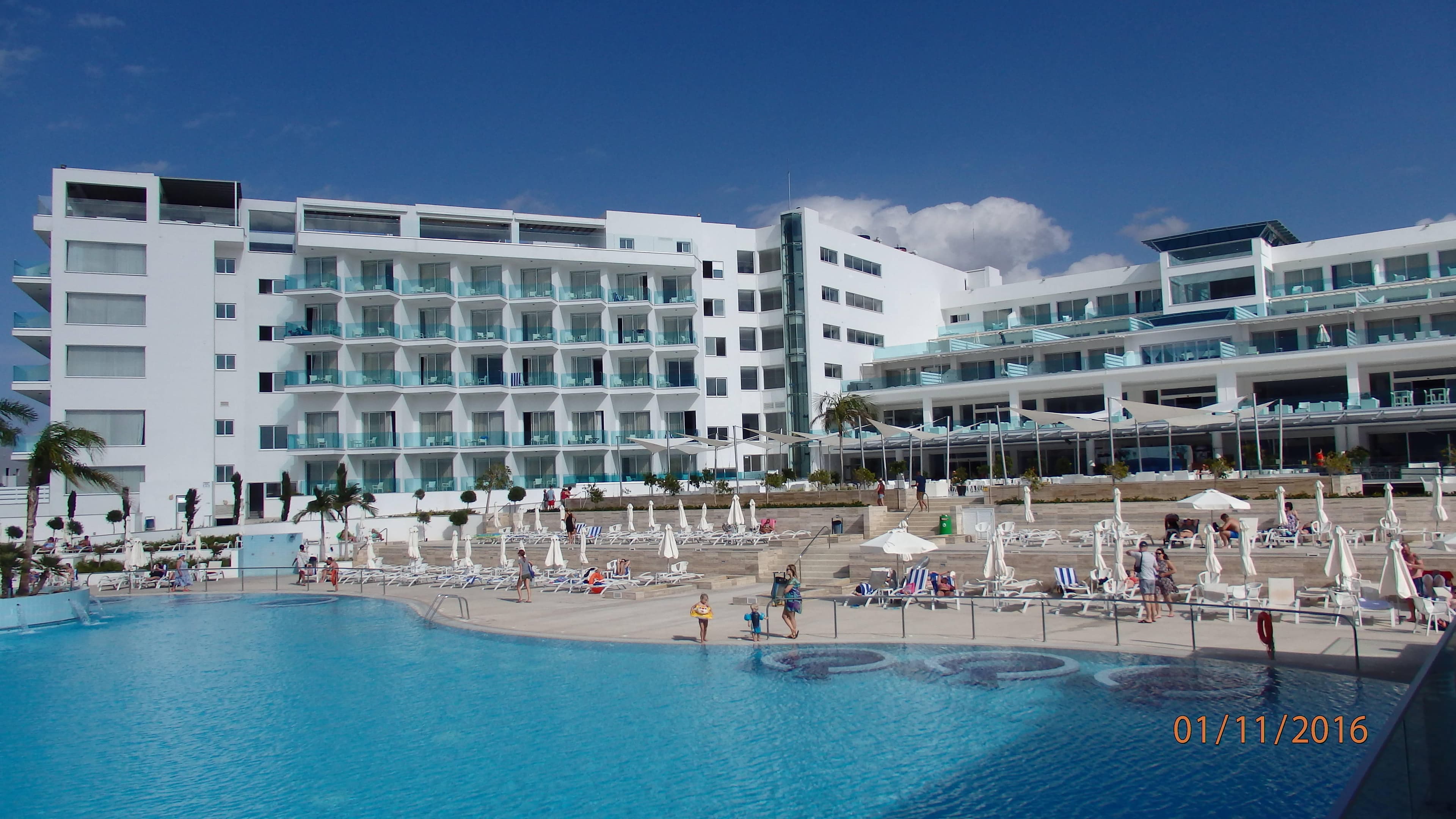 King Evelthon Beach Hotel & Resort Ansicht 3