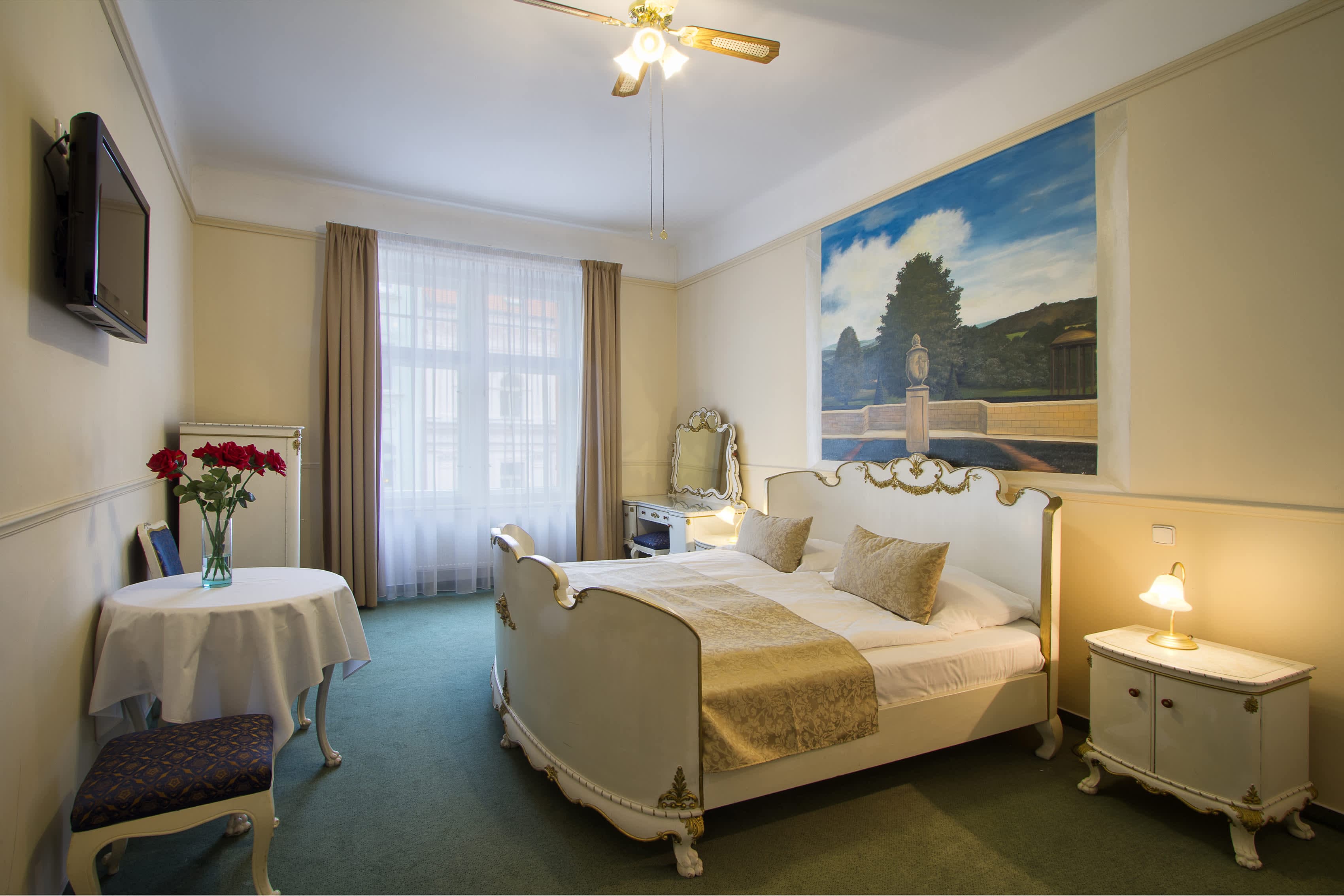 Hotel Taurus Ansicht 9