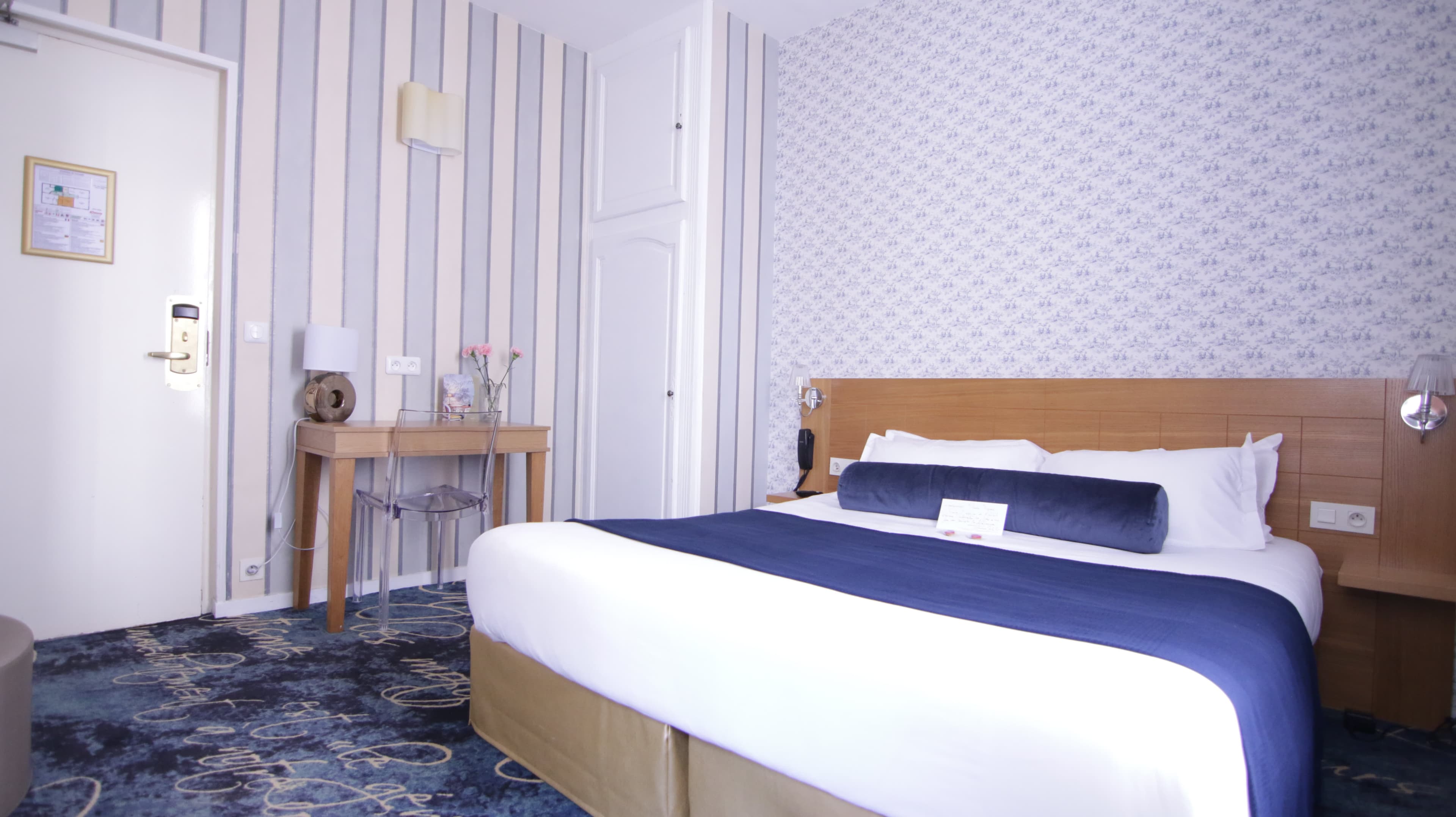 Hotel Romance Malesherbes by Patrick Hayat Ansicht 9