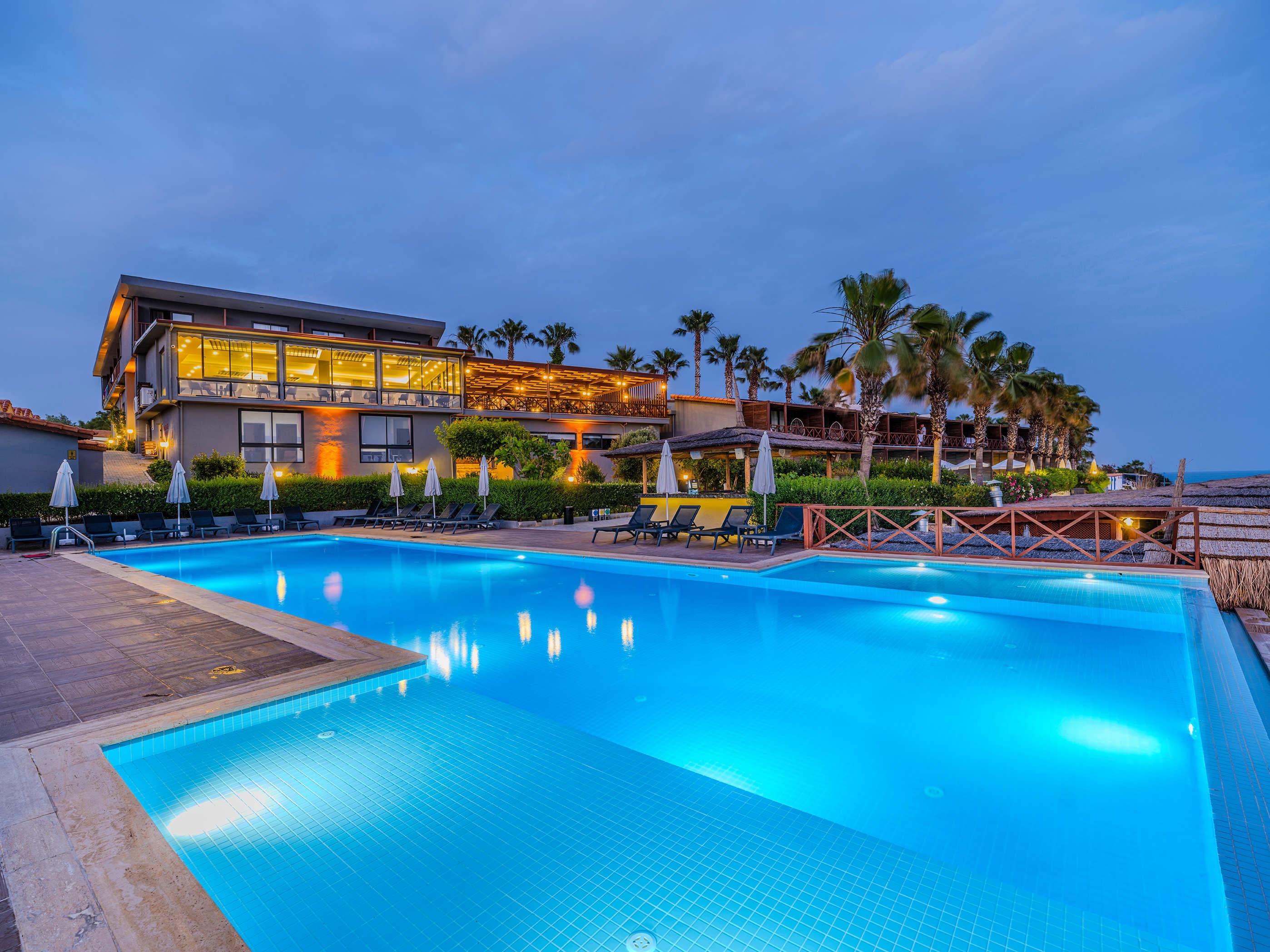 Adora Calma Beach Hotel Ansicht 3