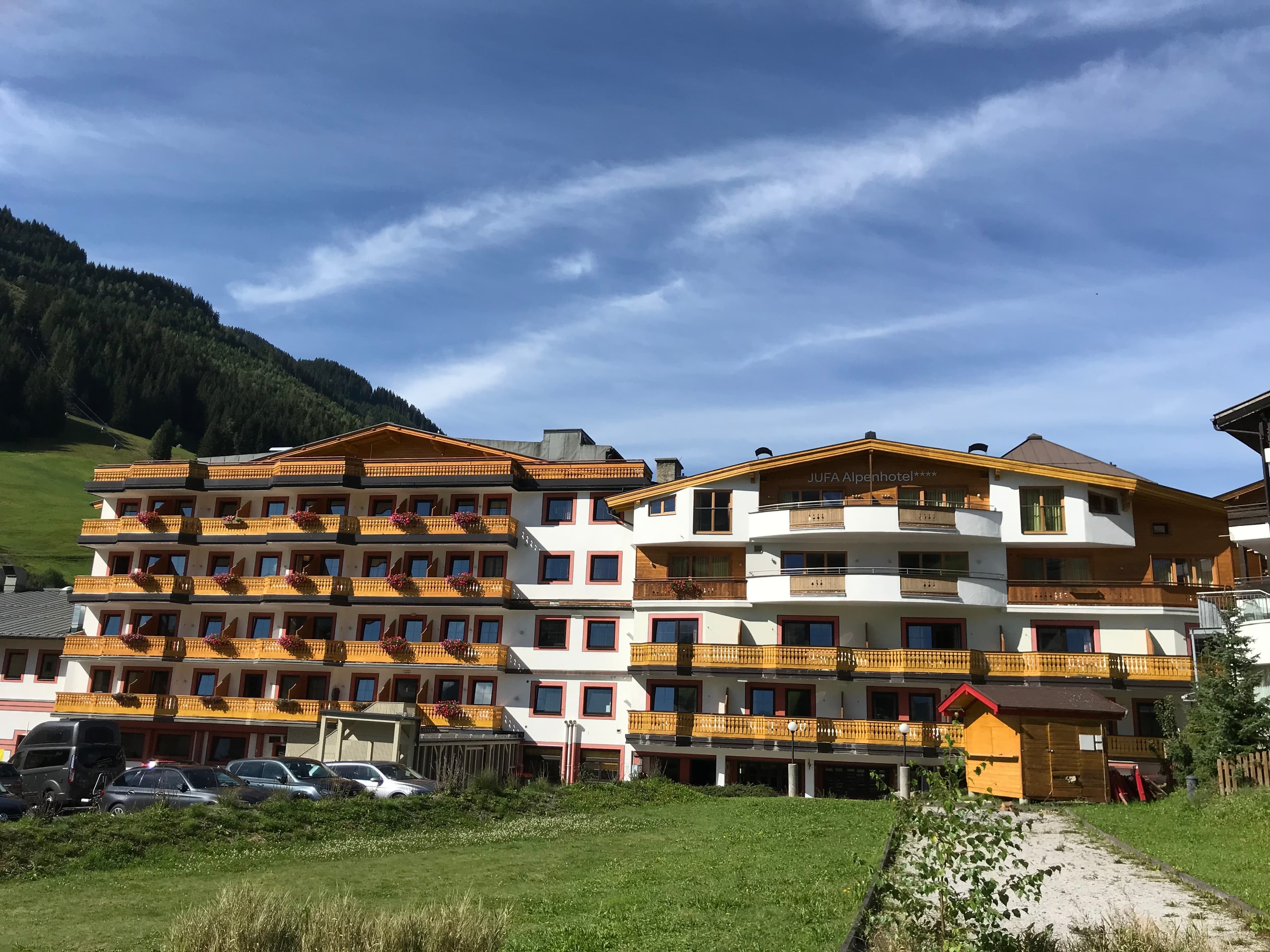 JUFA Alpenhotel Saalbach Ansicht 2