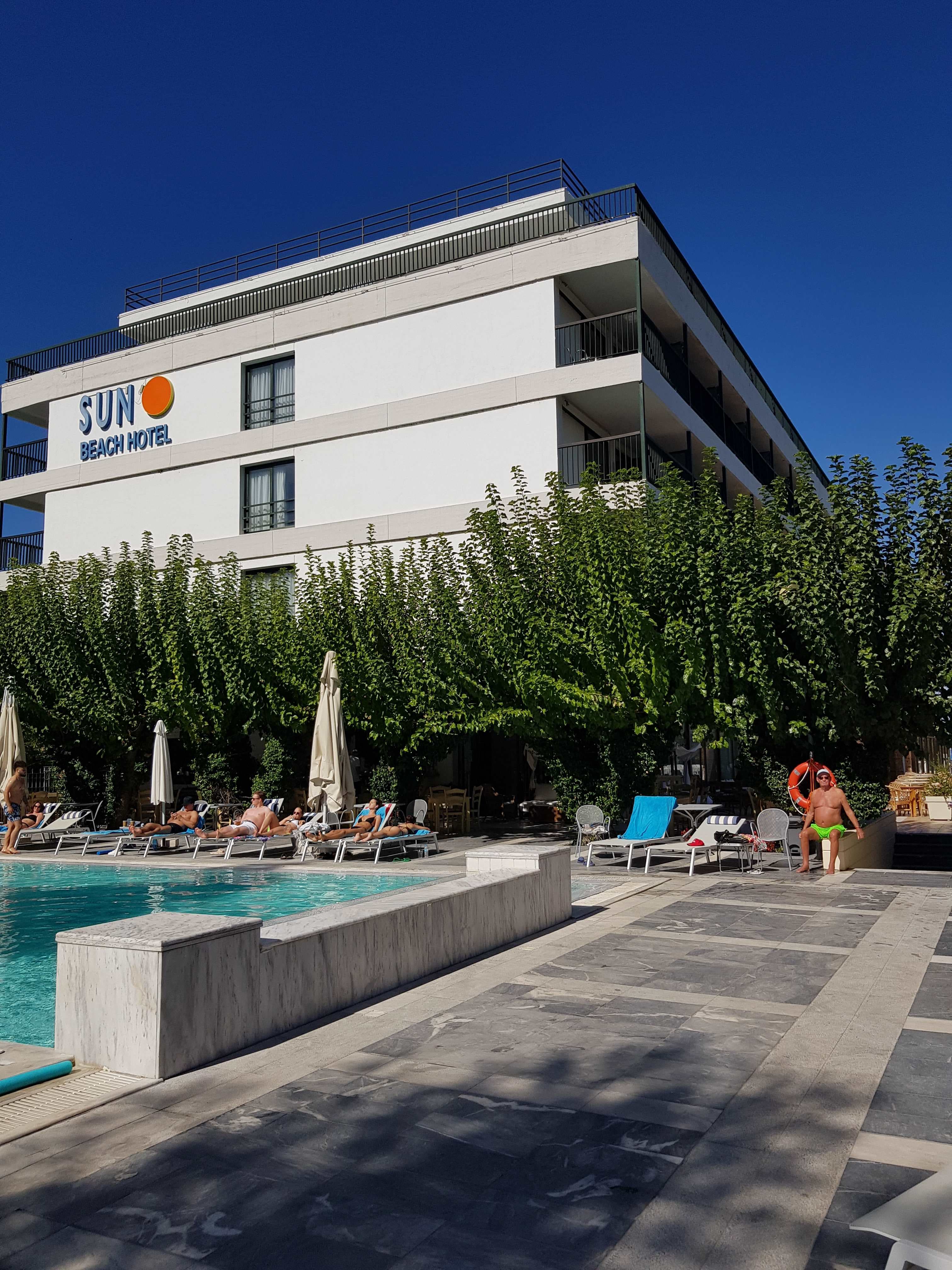 Sun Beach Hotel Ansicht 2