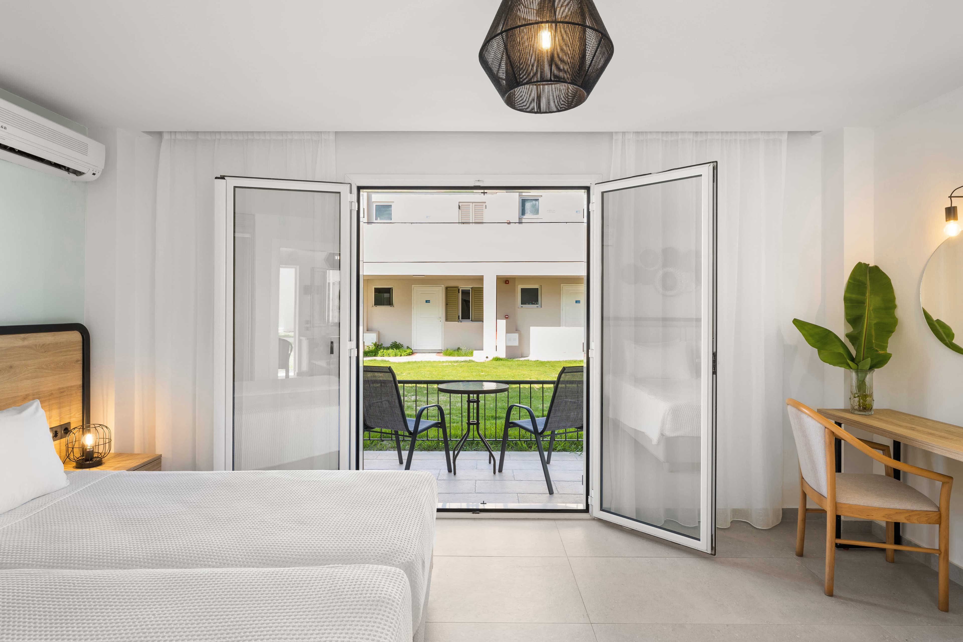 White Olive Marine Aquapark Ansicht 4