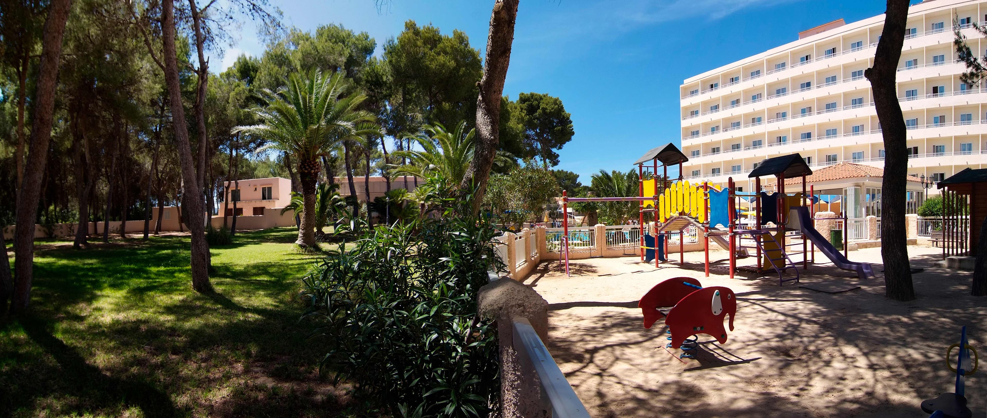Invisa Hotel Ereso Ansicht 9