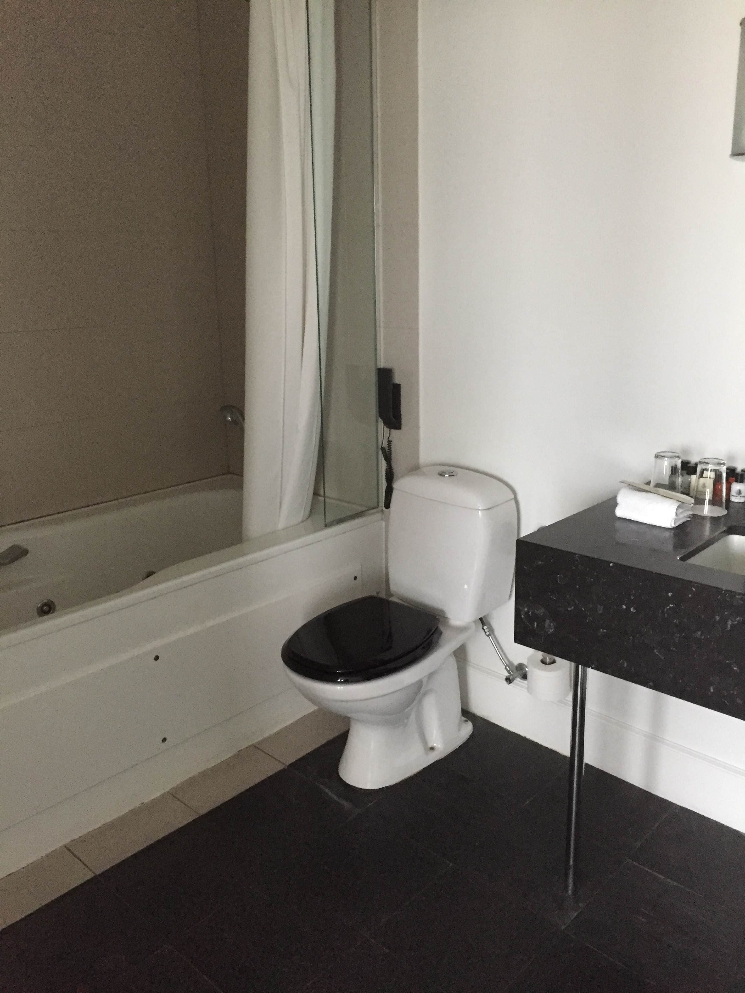 Hotel Borg Ansicht 3