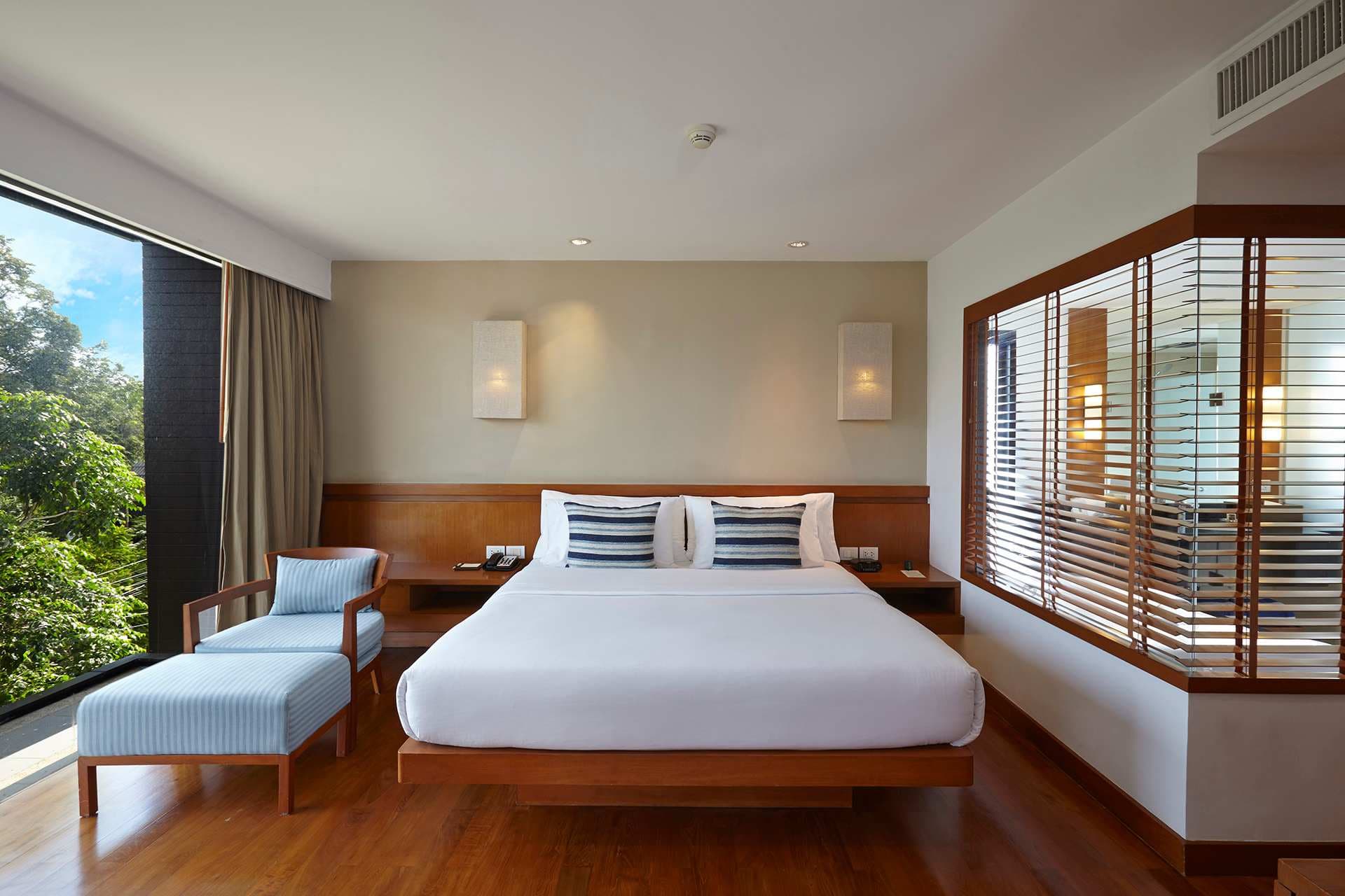 Woodlands Suites Ansicht 9
