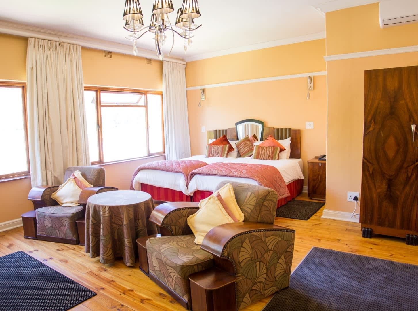 Hotel Montagu Country Ansicht 4