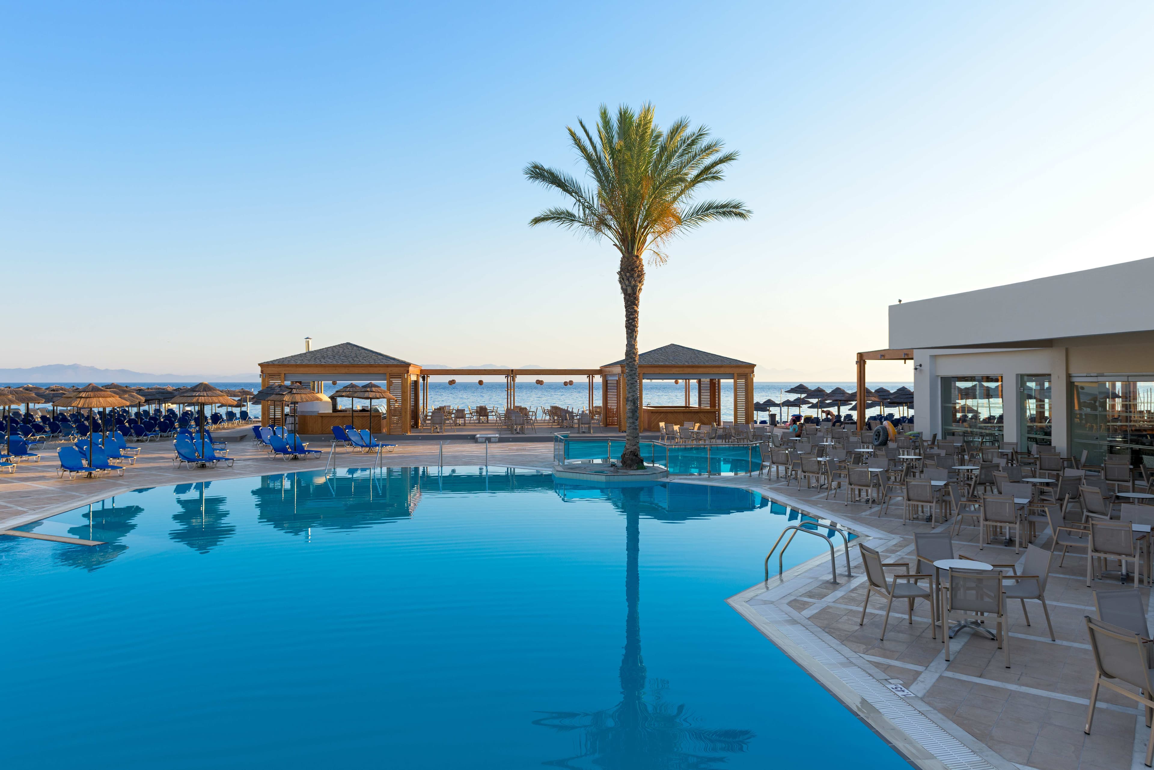 Avra Beach Resort Hotel & Bungalows Ansicht 10
