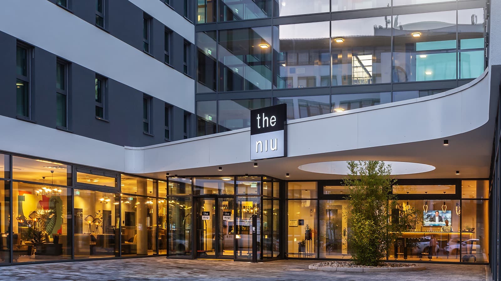 Holiday Inn - the niu, Mesh Stuttgart Messe Ansicht 3