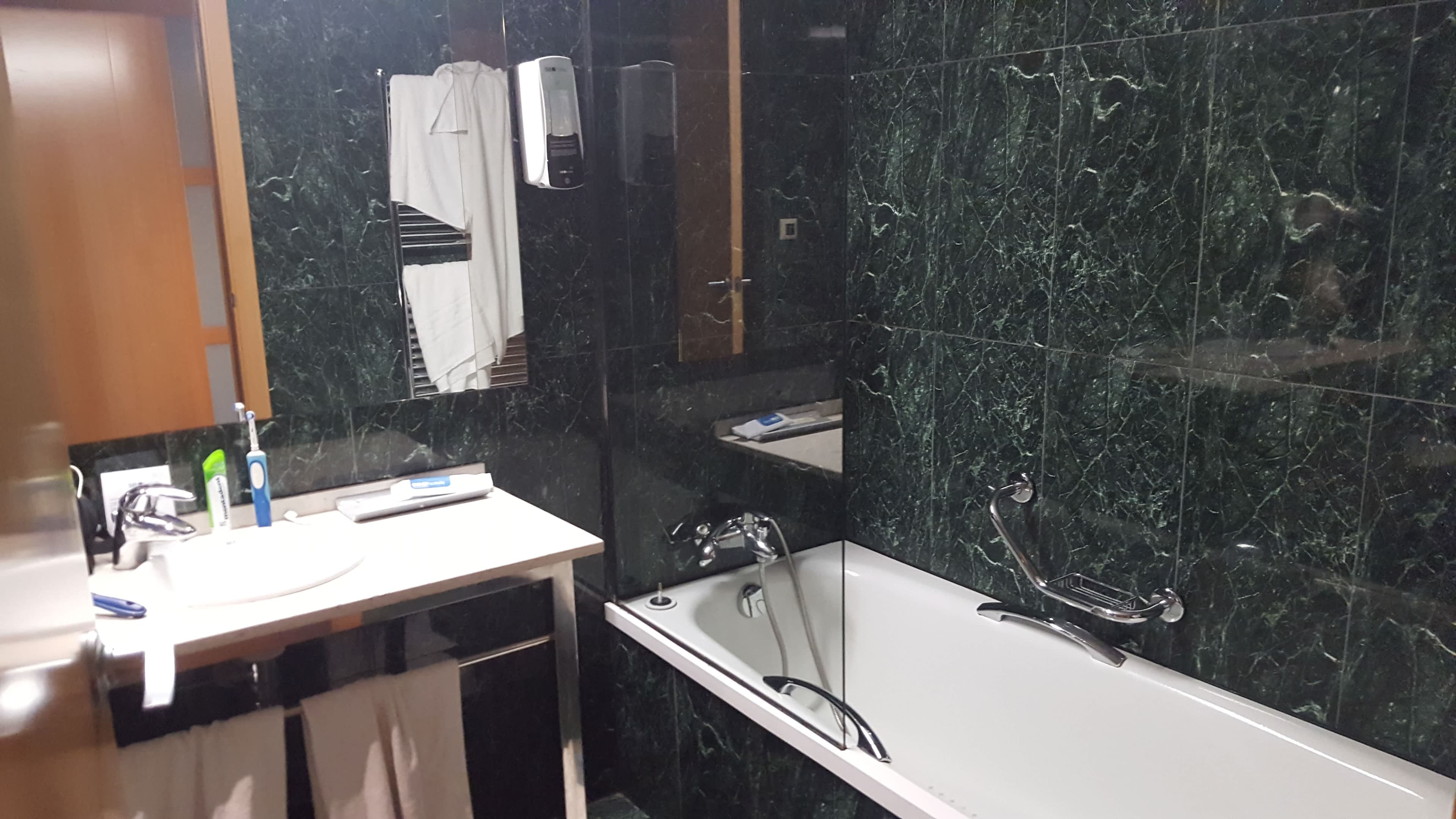 Hotel SB Icaria Barcelona Ansicht 5