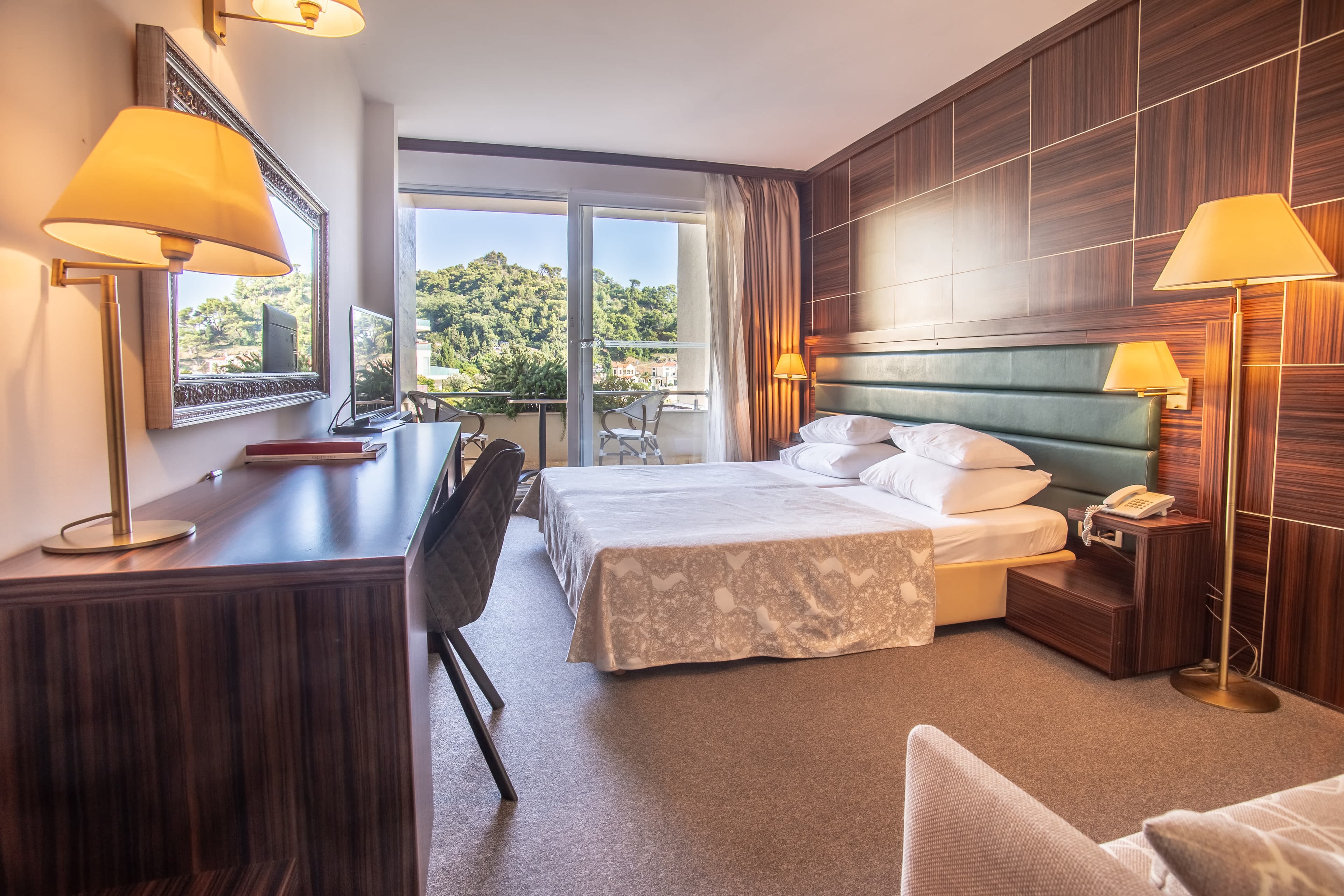 Hotel Palas Ansicht 4
