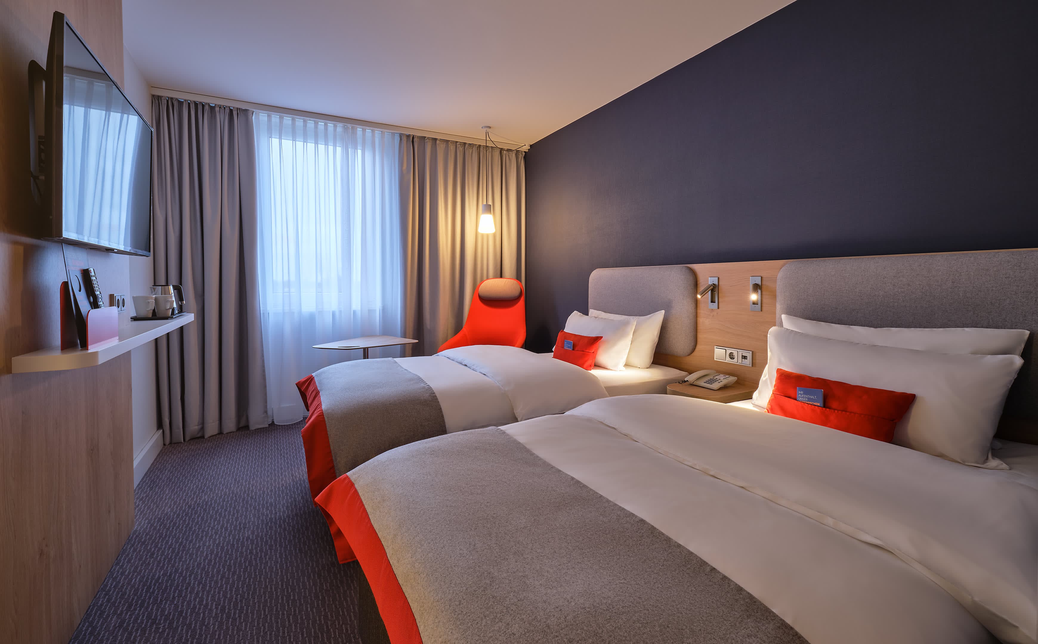 Holiday Inn Express Düsseldorf - City Nord Ansicht 4