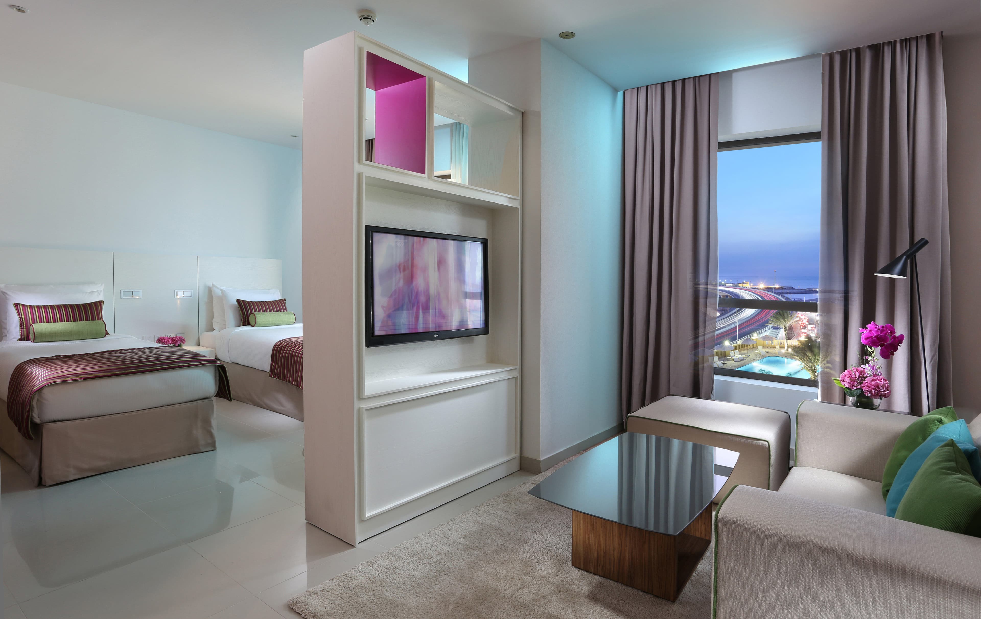 Ramada Hotel and Suites by Wyndham Dubai JBR Ansicht 6