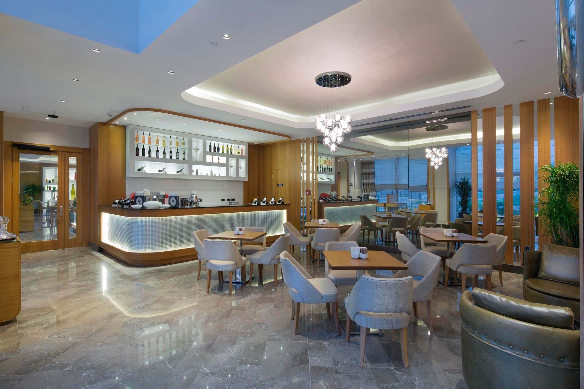DoubleTree by Hilton Istanbul - Tuzla Ansicht 8