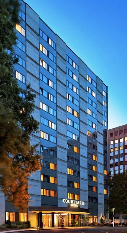 Courtyard by Marriott Düsseldorf Seestern Ansicht 2