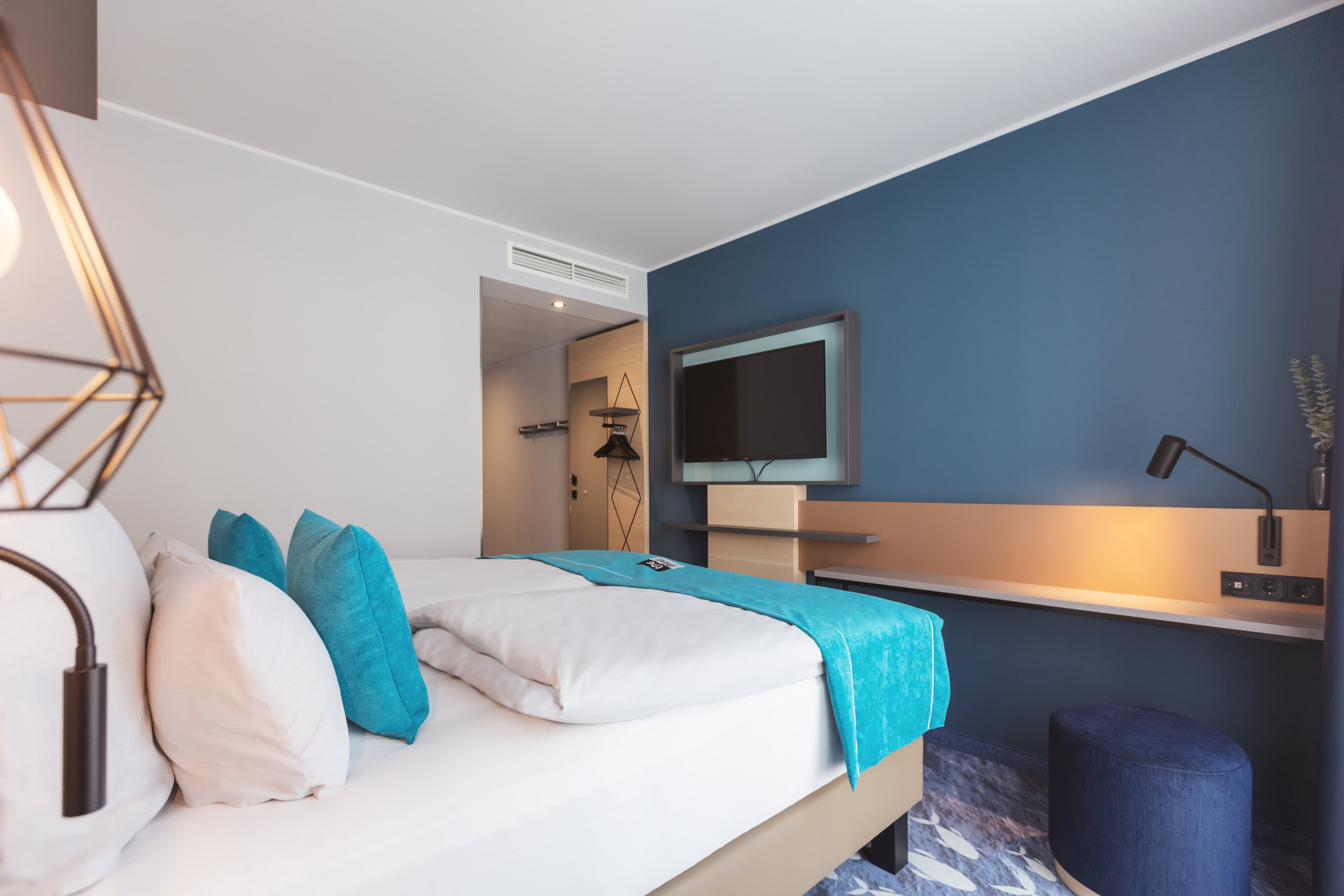Holiday Inn - the niu, Yen Hamburg City Ansicht 5