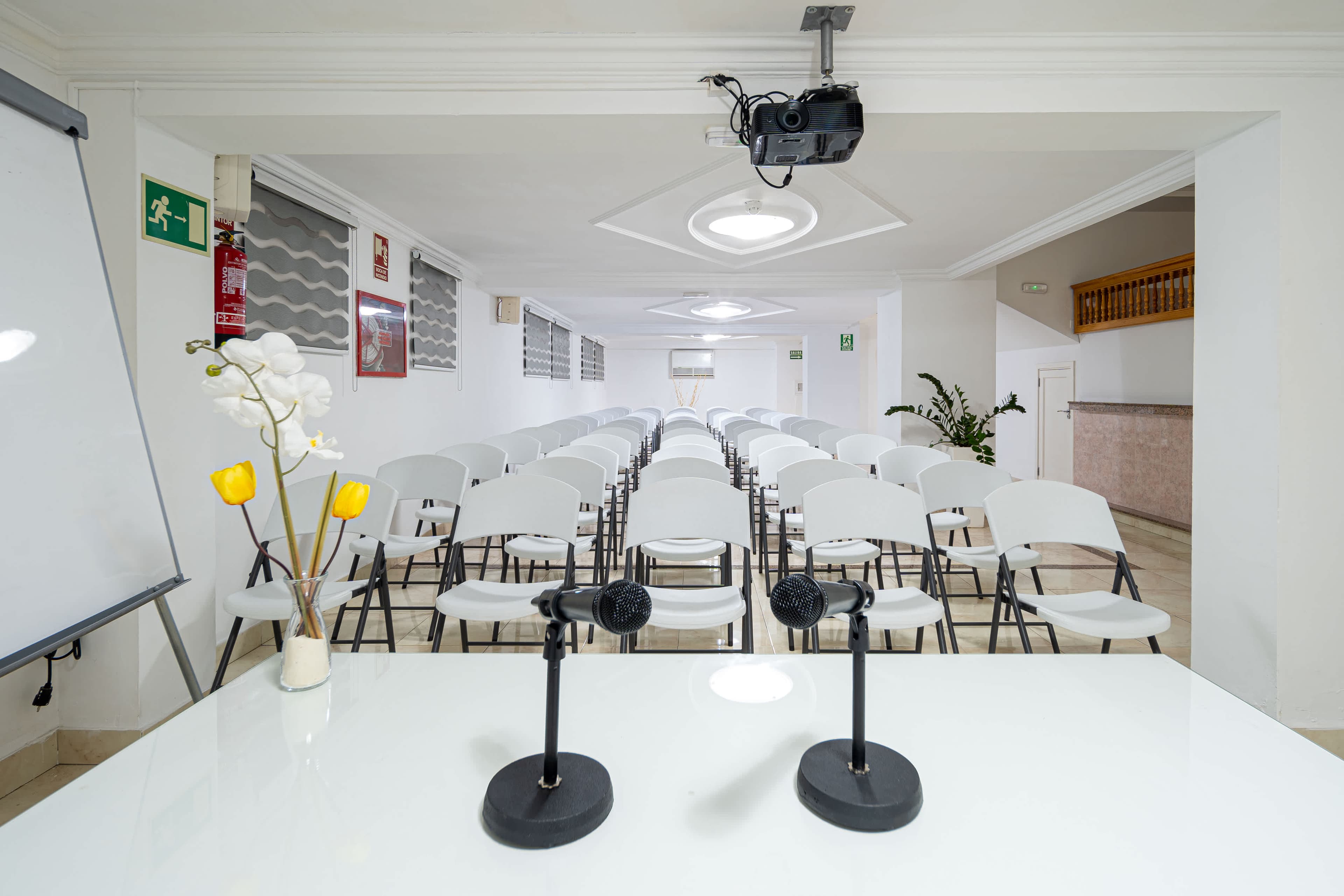 Skyview Hotel Ansicht 8