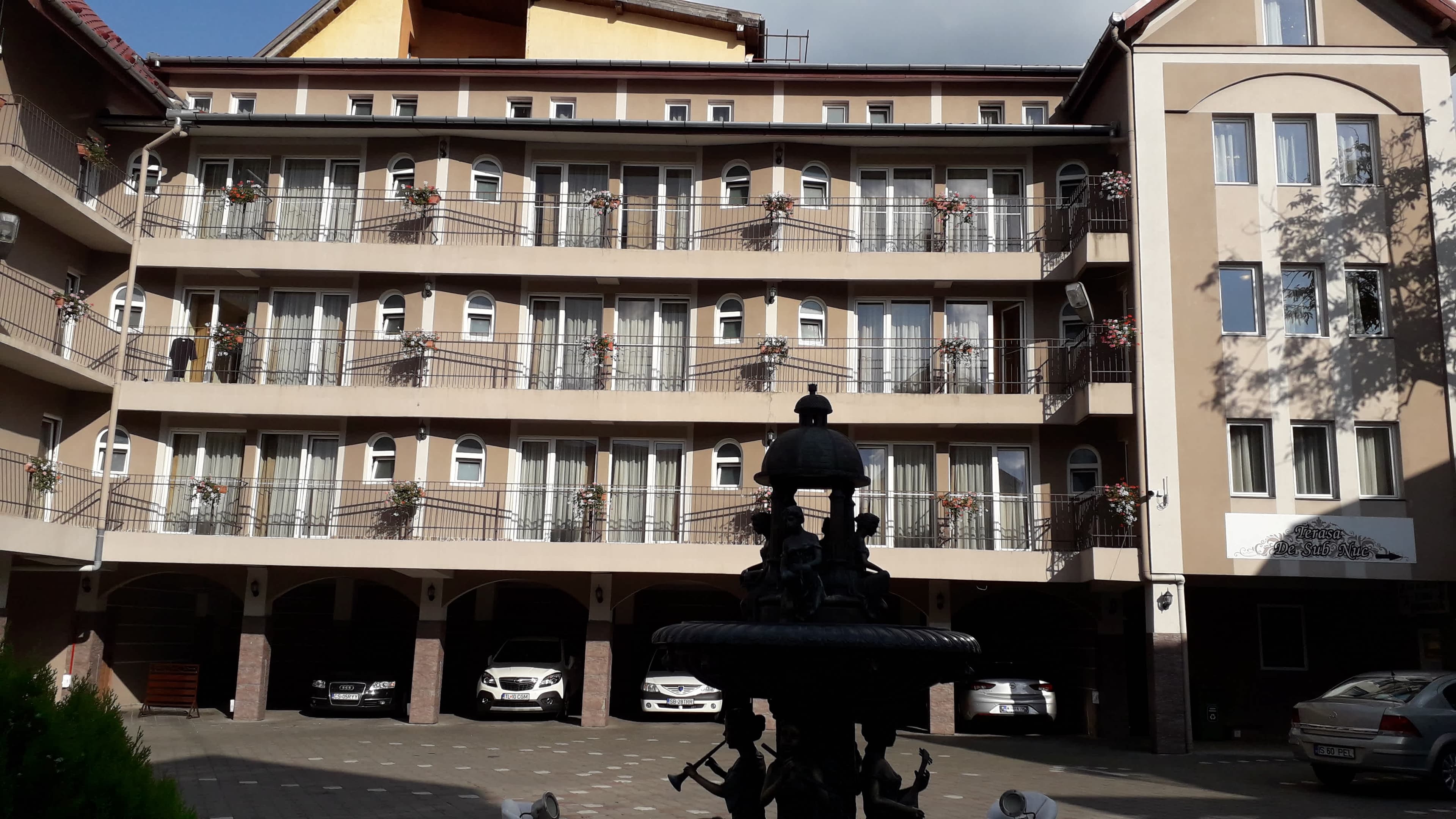 Hotel Apollo Hermannstadt Ansicht 2