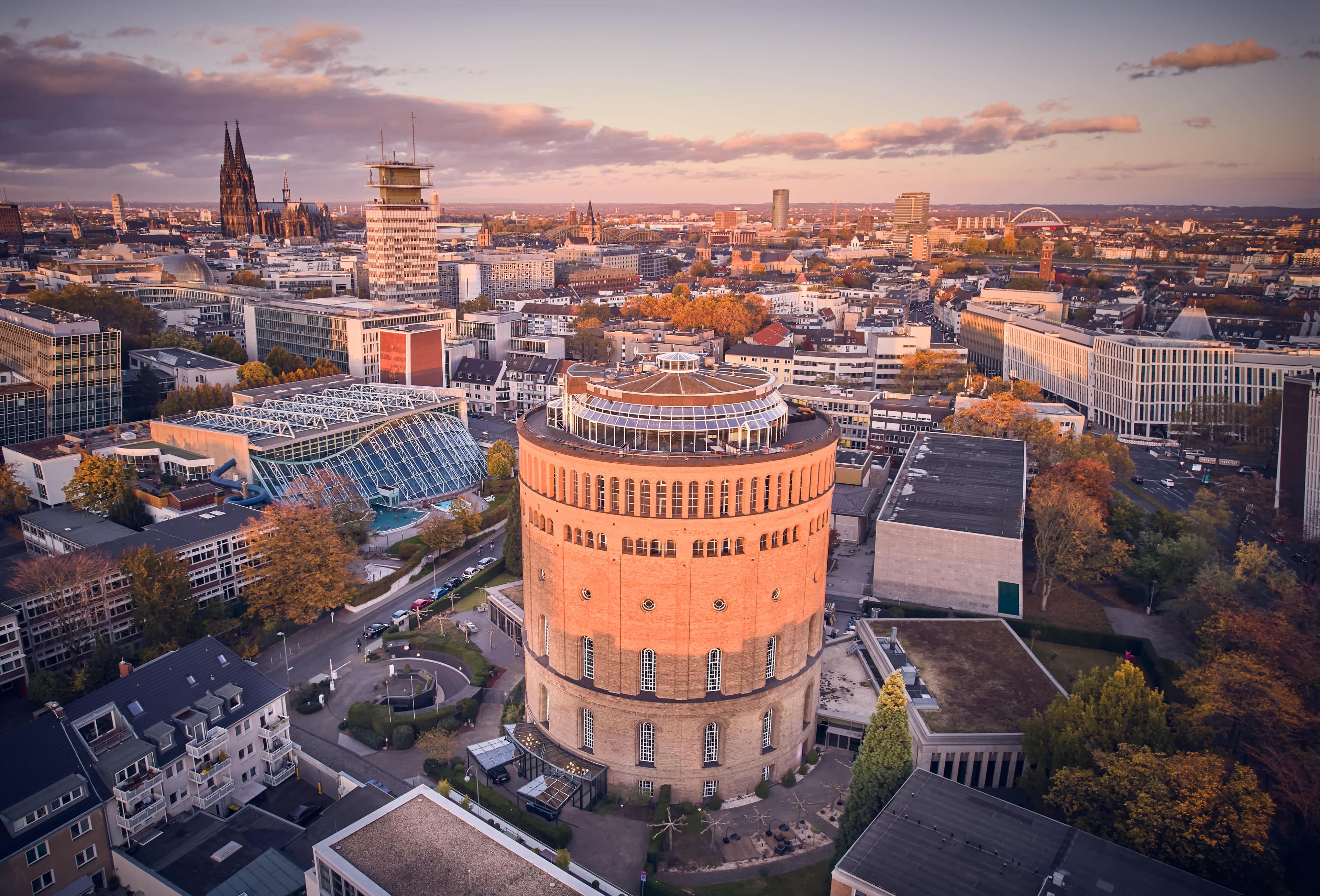 Wasserturm Hotel Cologne, Curio Collection by Hilton