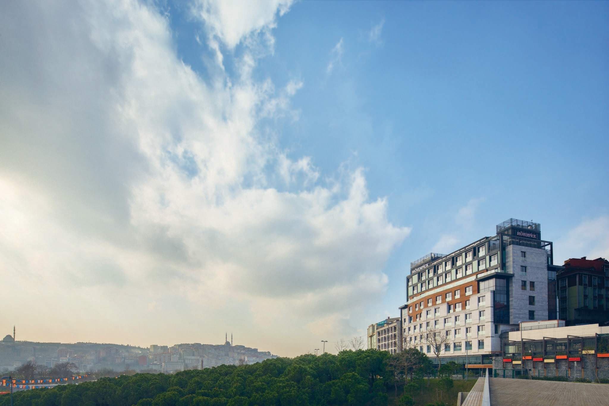 Mövenpick Hotel Istanbul Golden Horn Ansicht 2