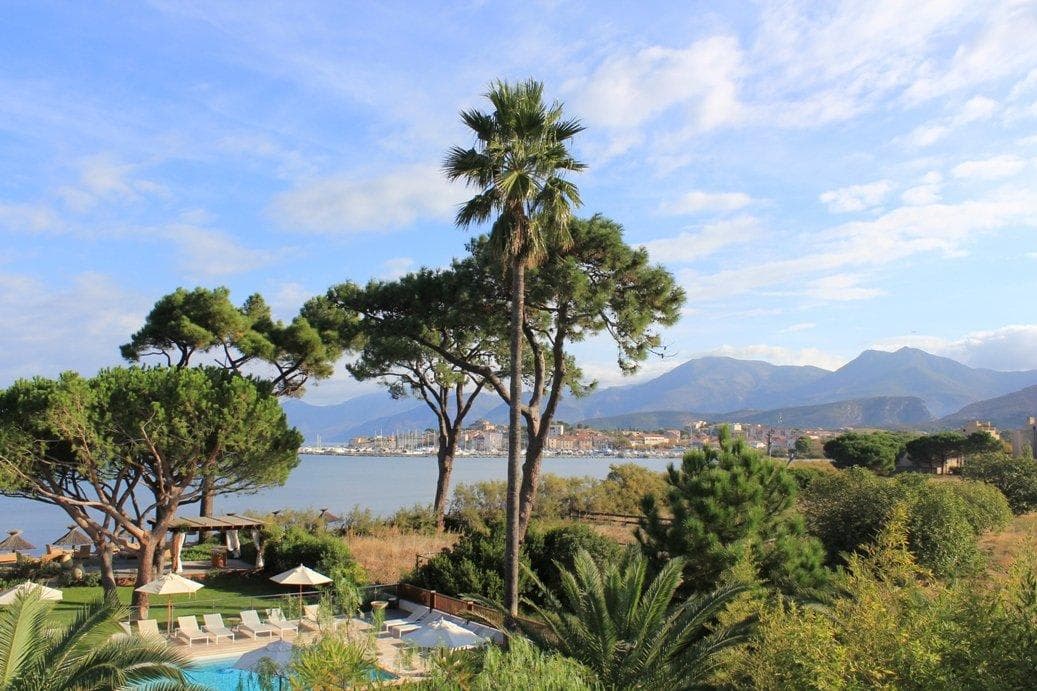 Hotel La Roya Ansicht 2