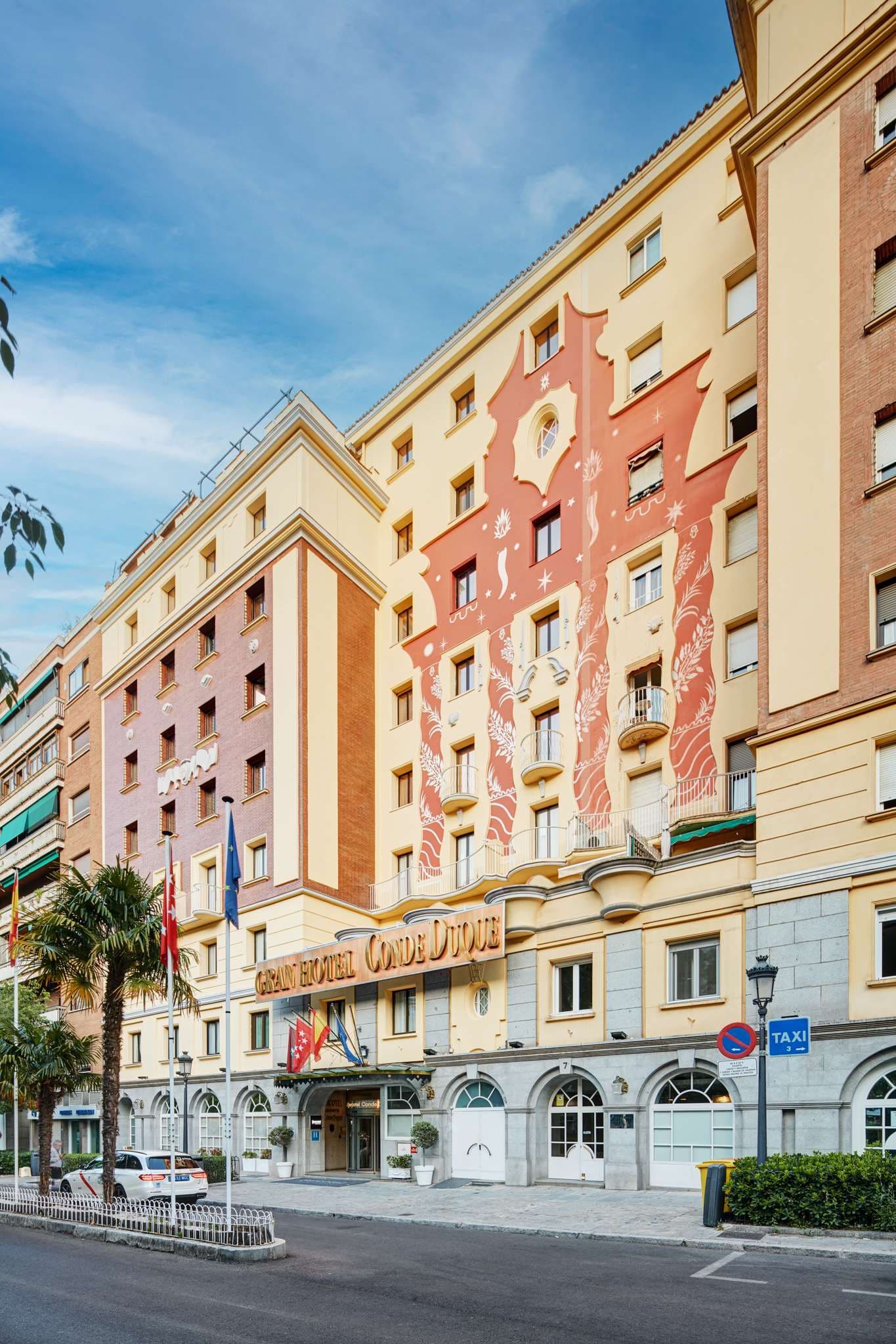 Sercotel Gran Hotel Conde Duque Ansicht 2