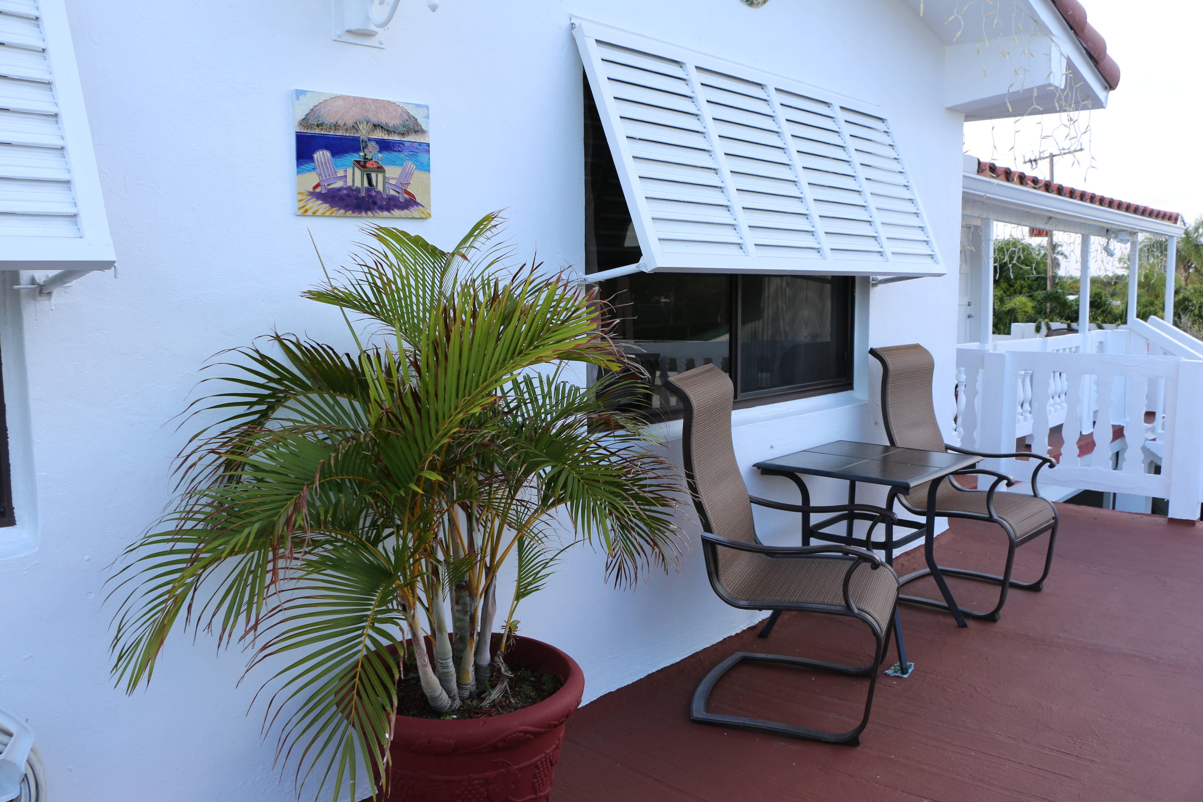 Breakaway Inn Guest House