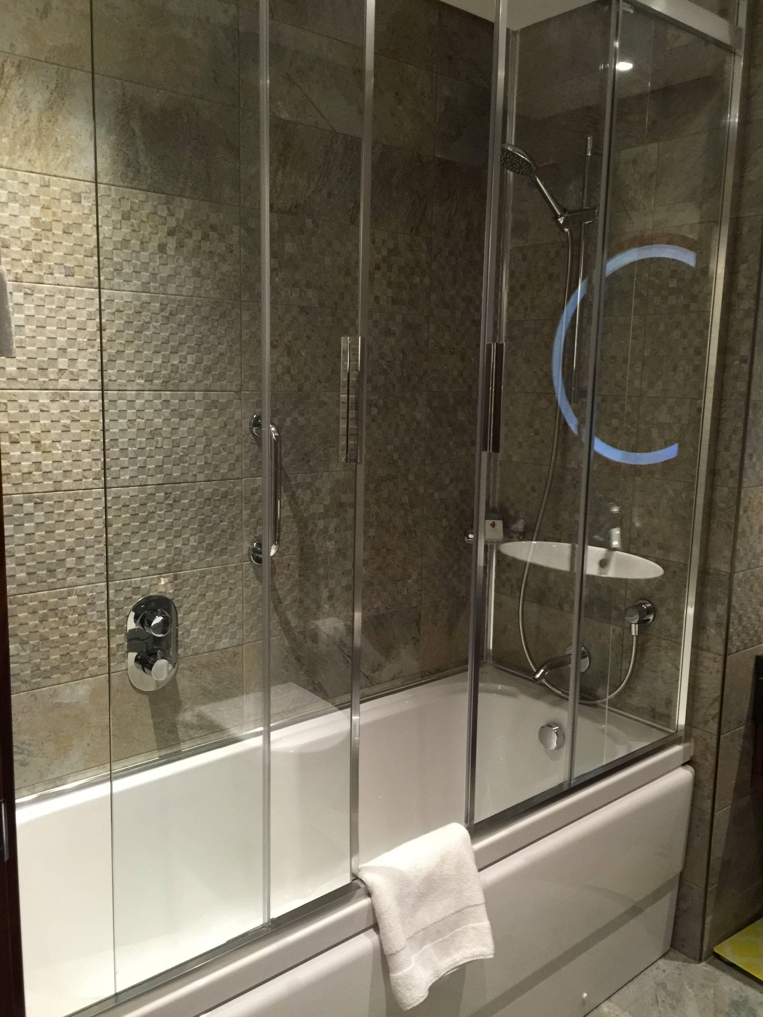 DoubleTree by Hilton İstanbul - Piyalepaşa Ansicht 6