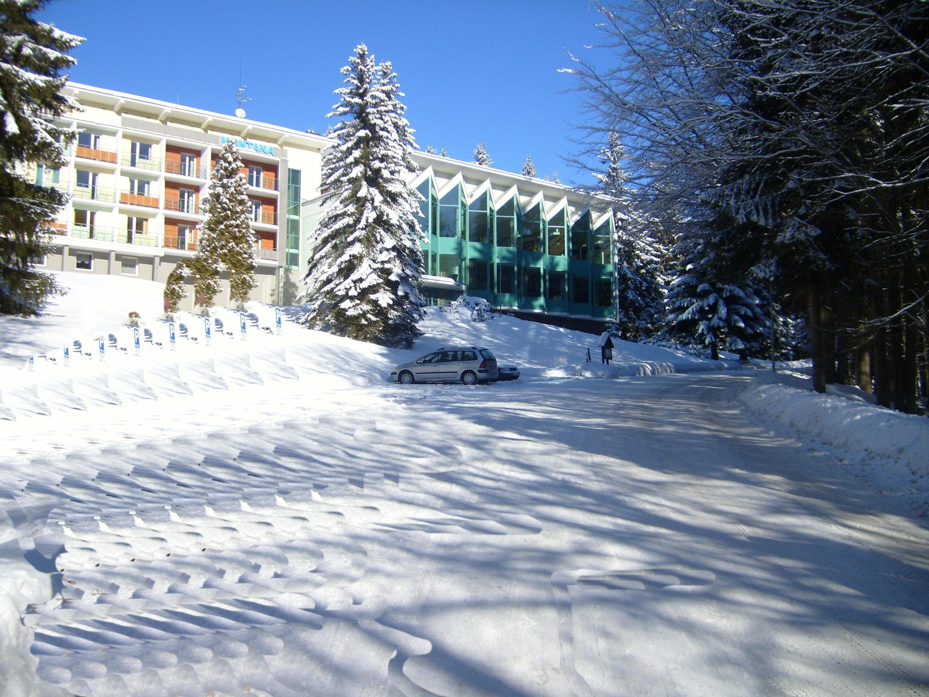 Hotel Montana Ansicht 2
