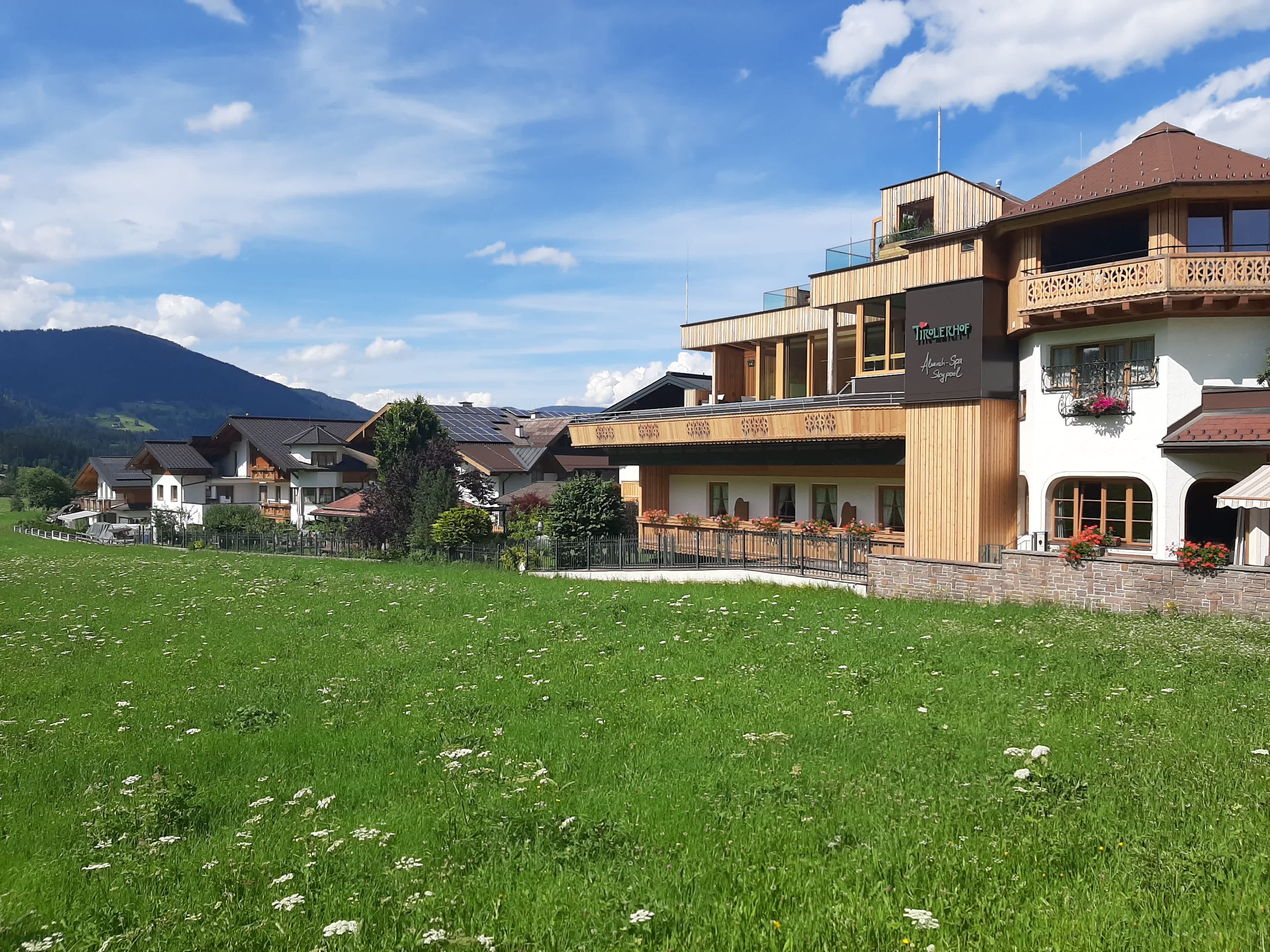 Hotel Tirolerhof Ansicht 2