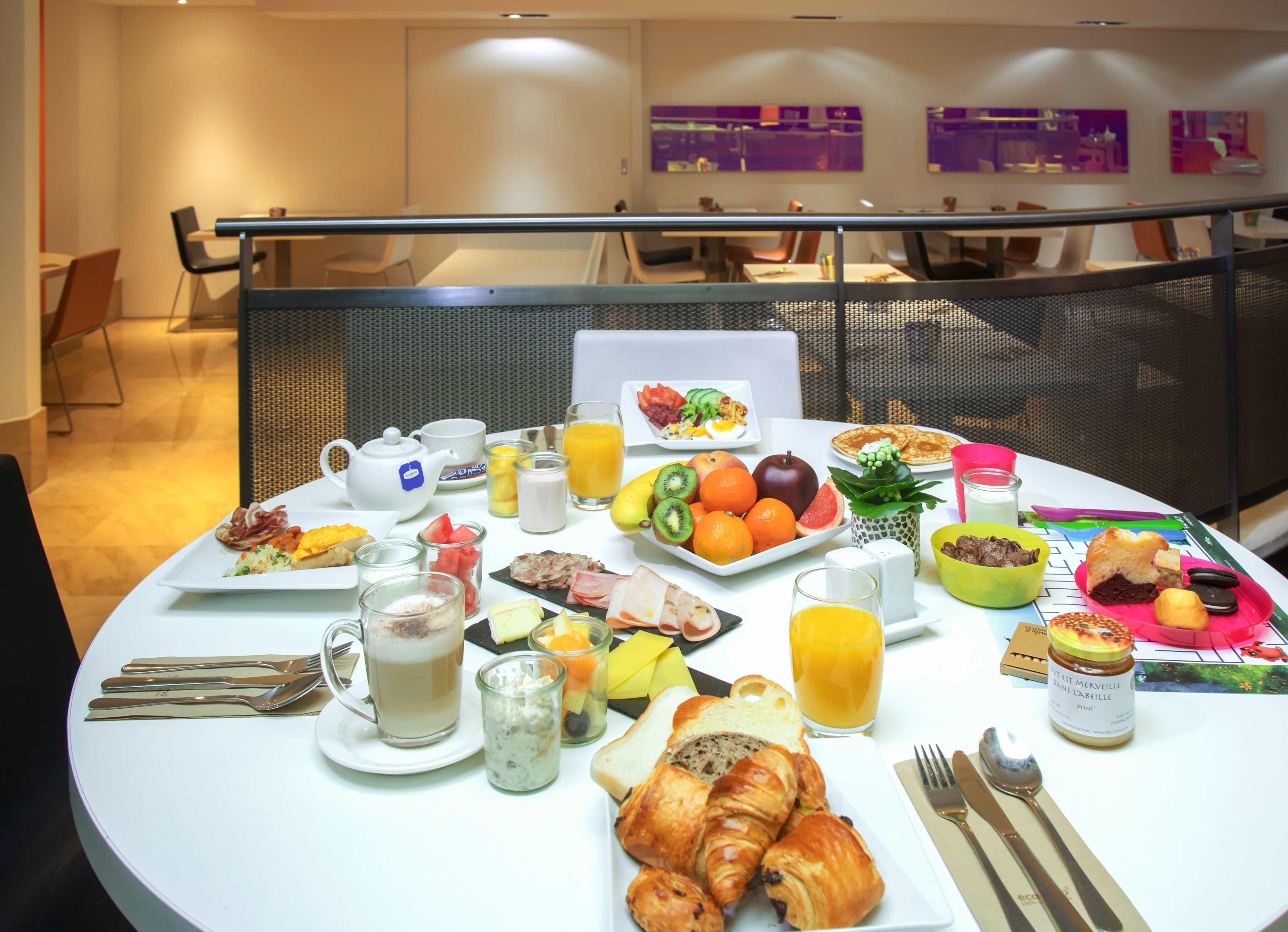 Novotel Geneve Centre Hotel Ansicht 9