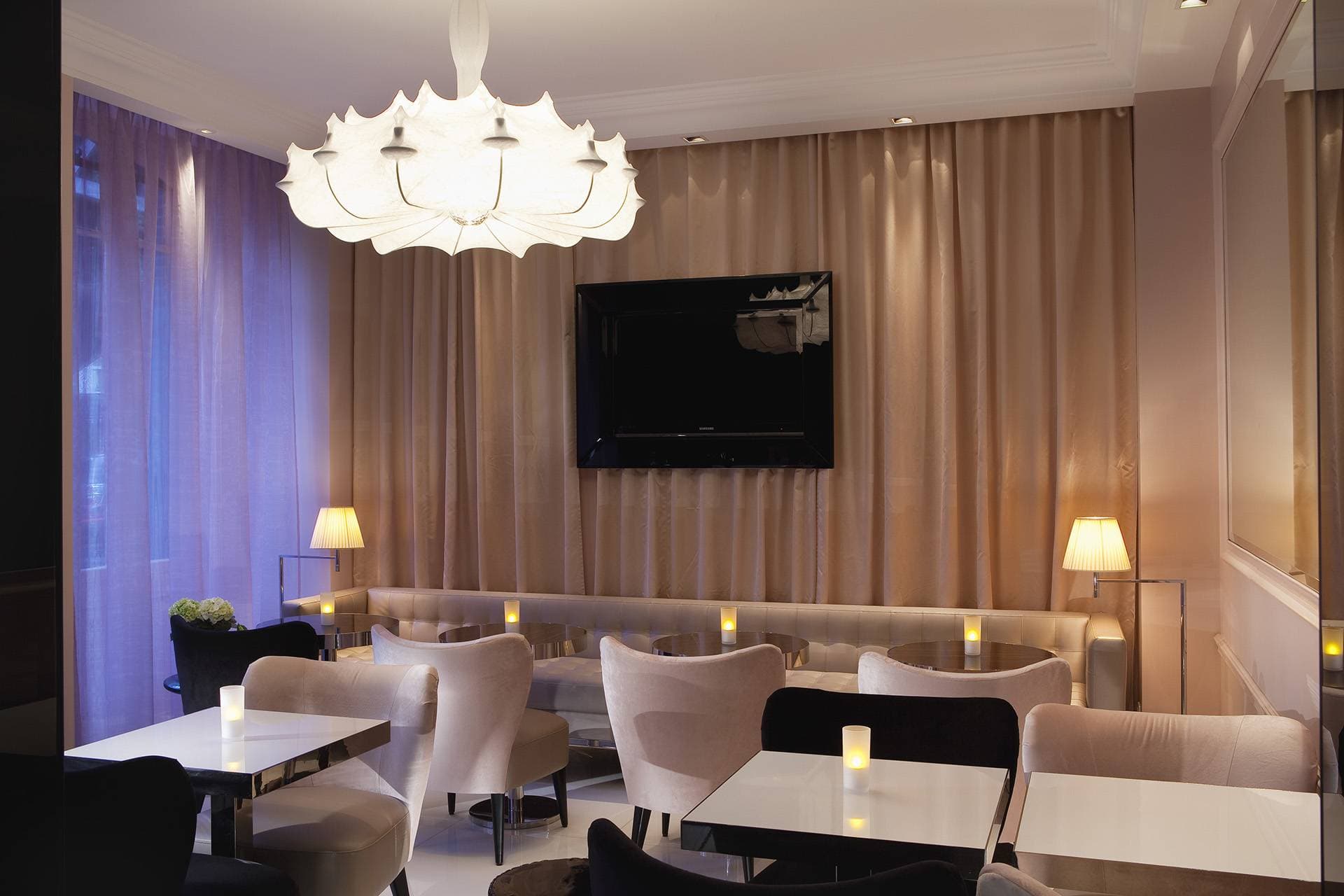 First Hotel Paris Ansicht 7