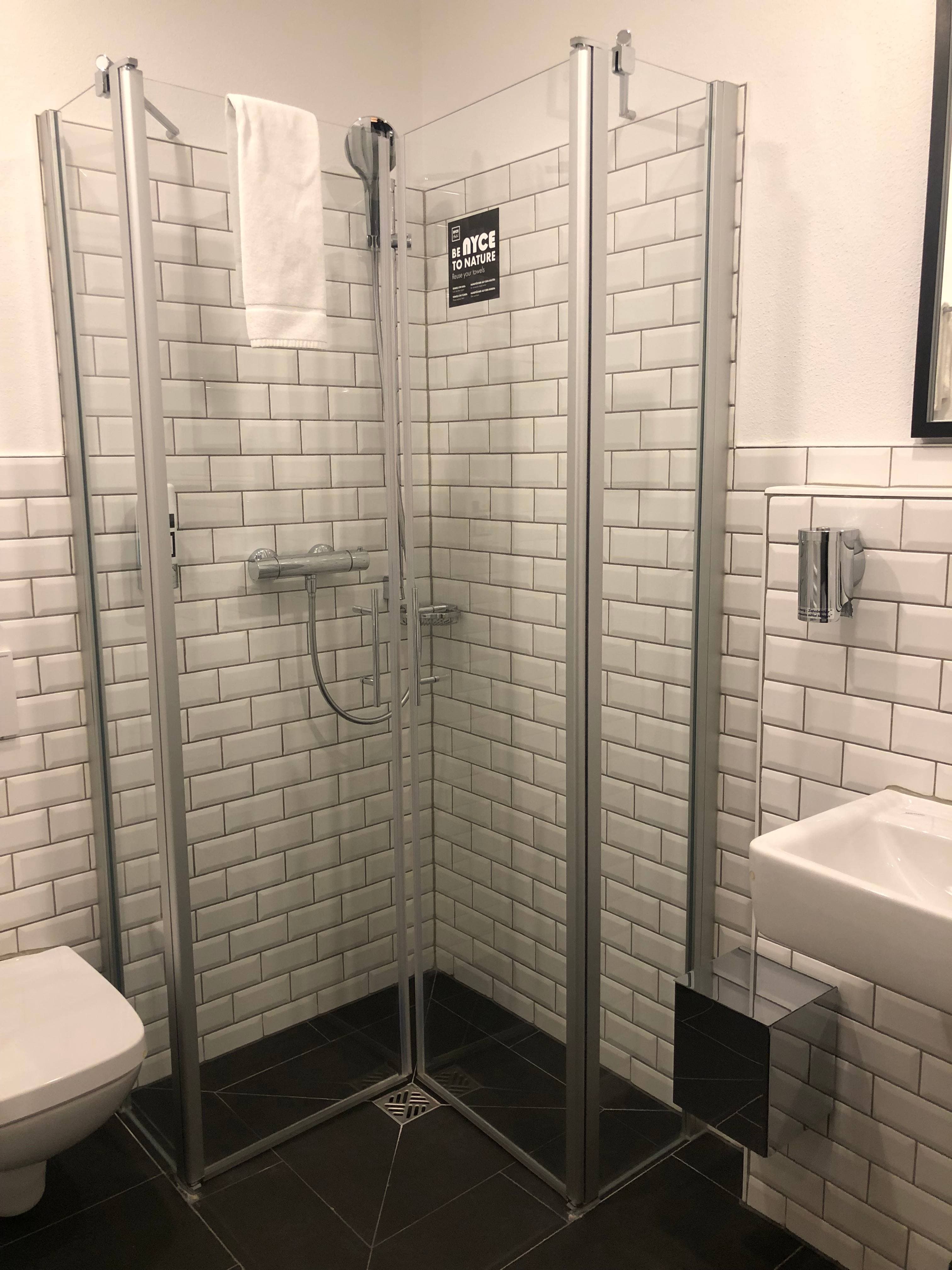 Vienna House Easy by Wyndham Ingolstadt Ansicht 9