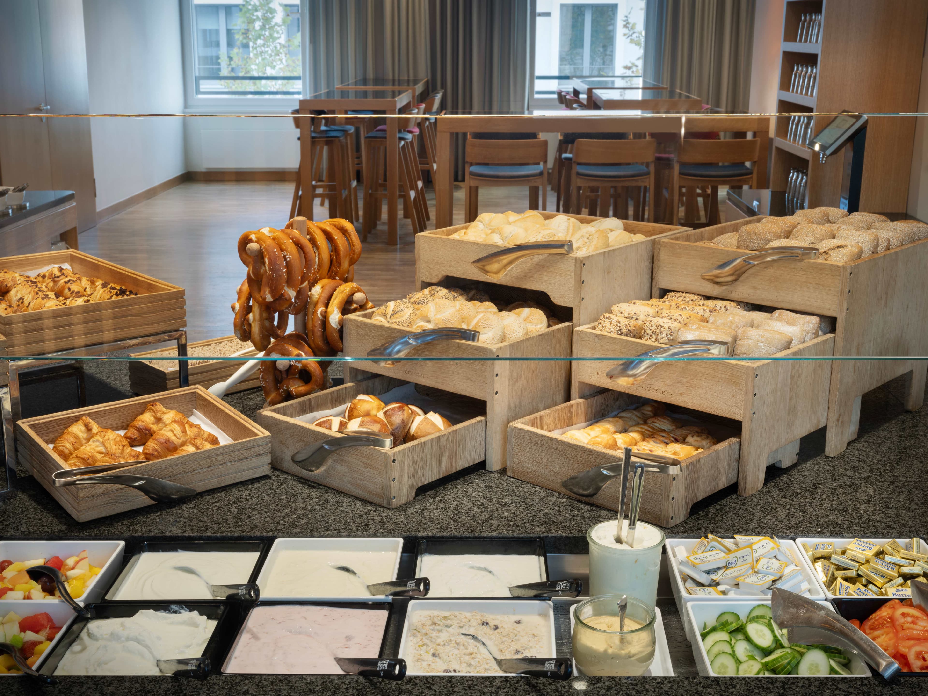 Holiday Inn Express München City - West Ansicht 8