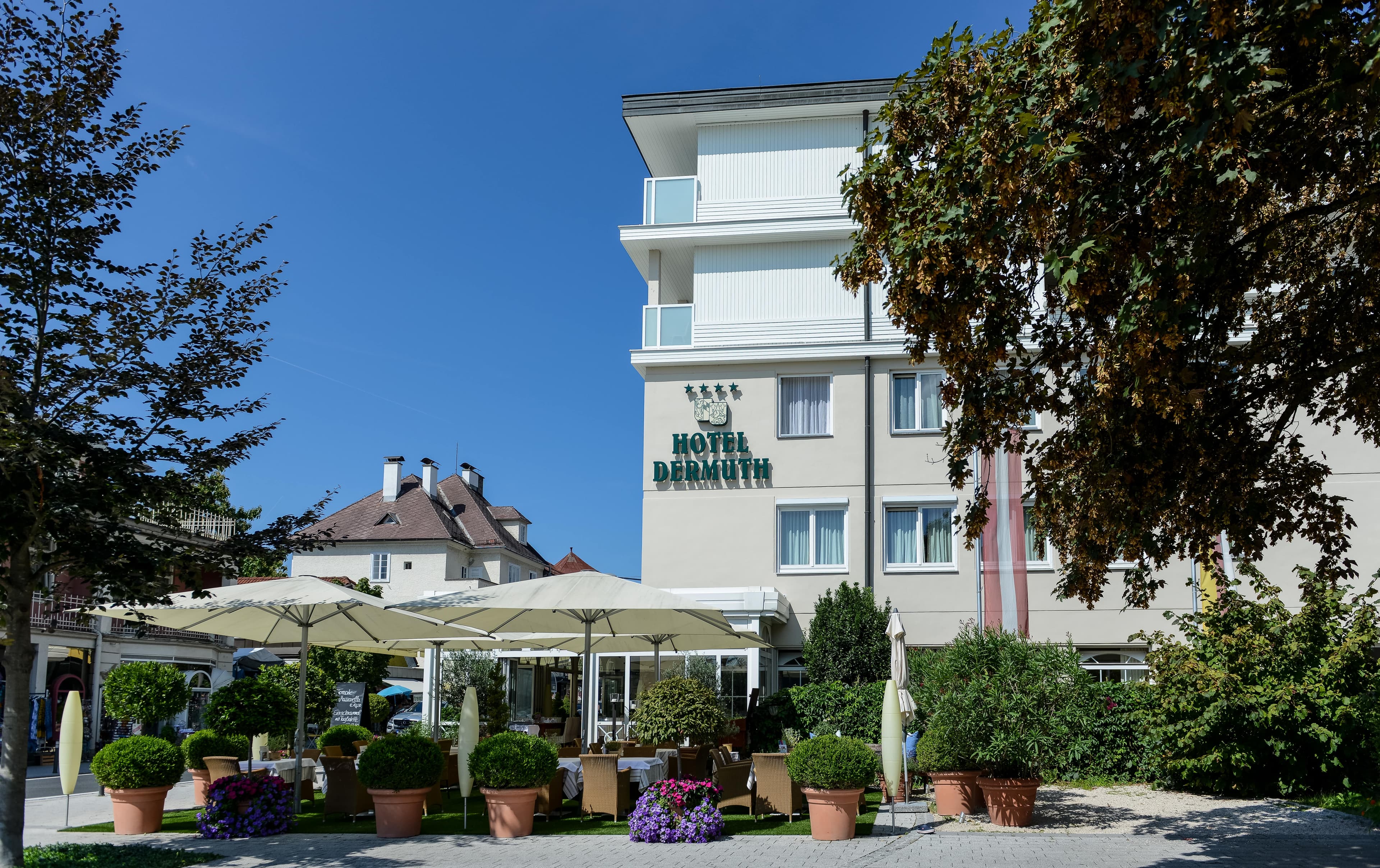 Hotel Dermuth Ansicht 2